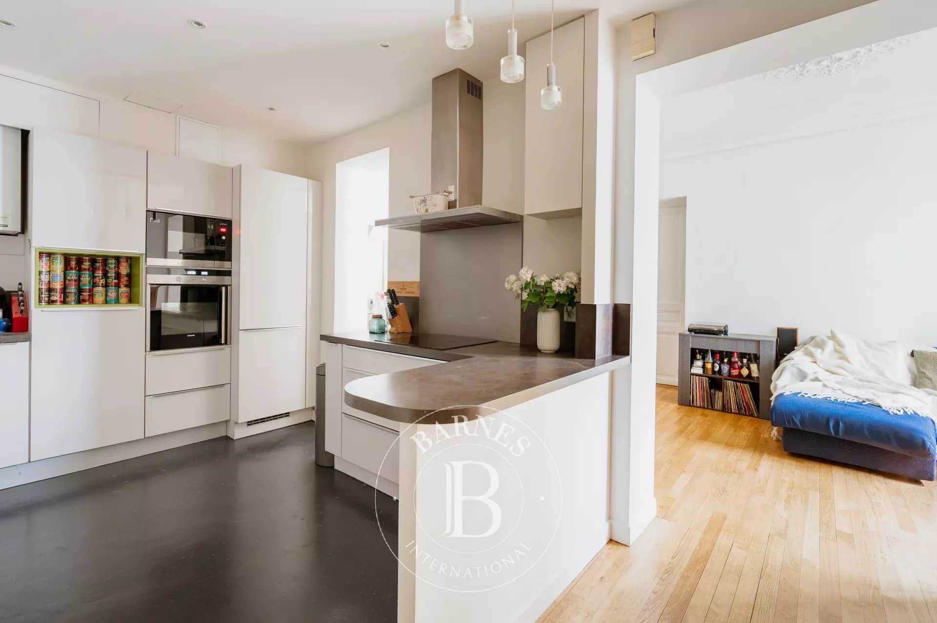 Appartement Paris 75009  -  ref 86700804 (picture 2)