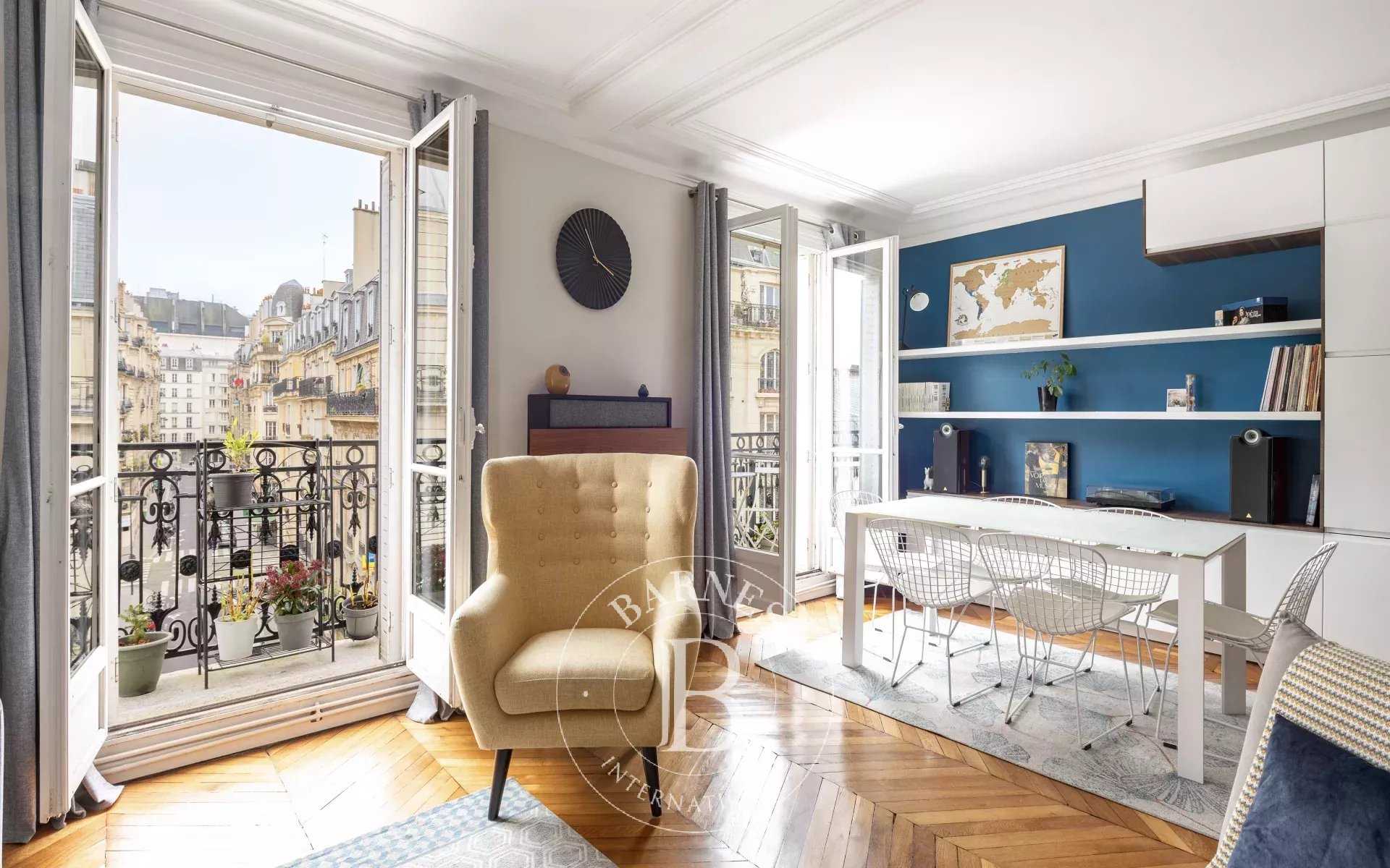 Apartment Paris 75018  -  ref 8069064 (picture 2)