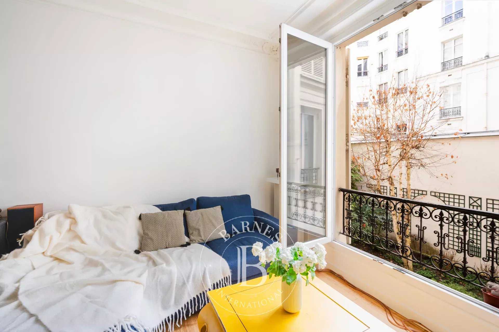 Appartement Paris 75009  -  ref 86700804 (picture 2)