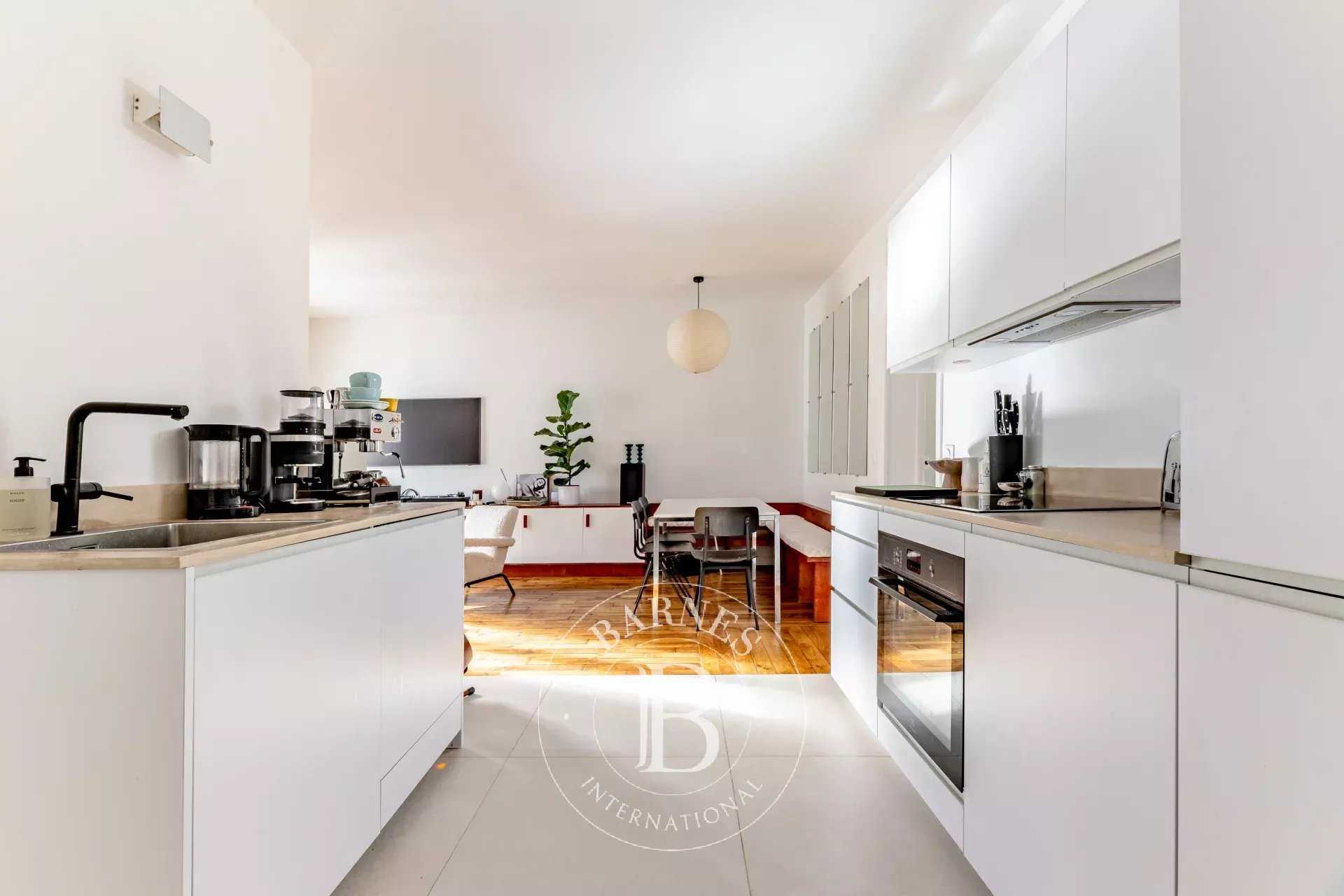 Apartment Paris 75018  -  ref 86384530 (picture 3)