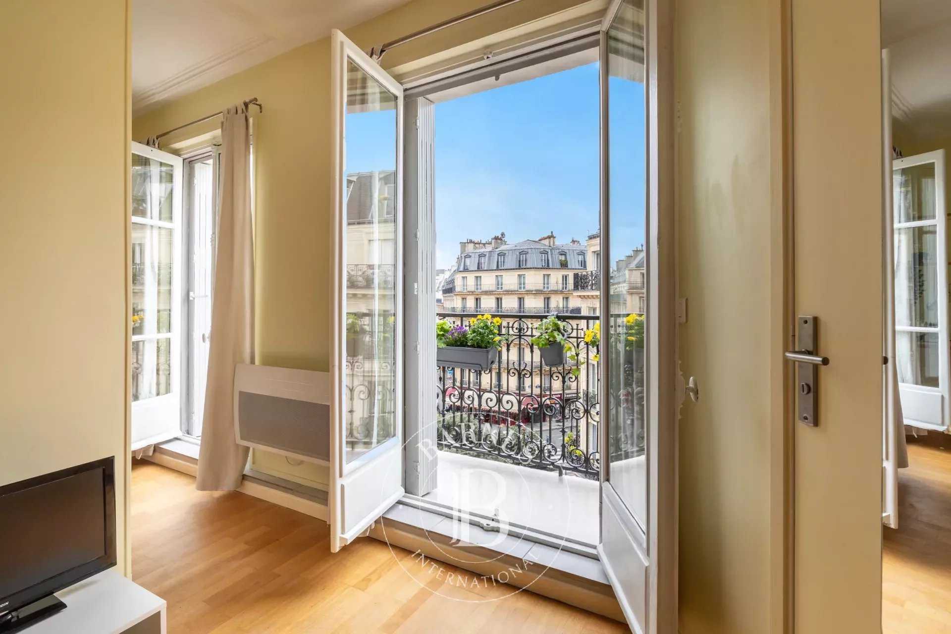 Apartment Paris 75009  -  ref 84472881 (picture 1)