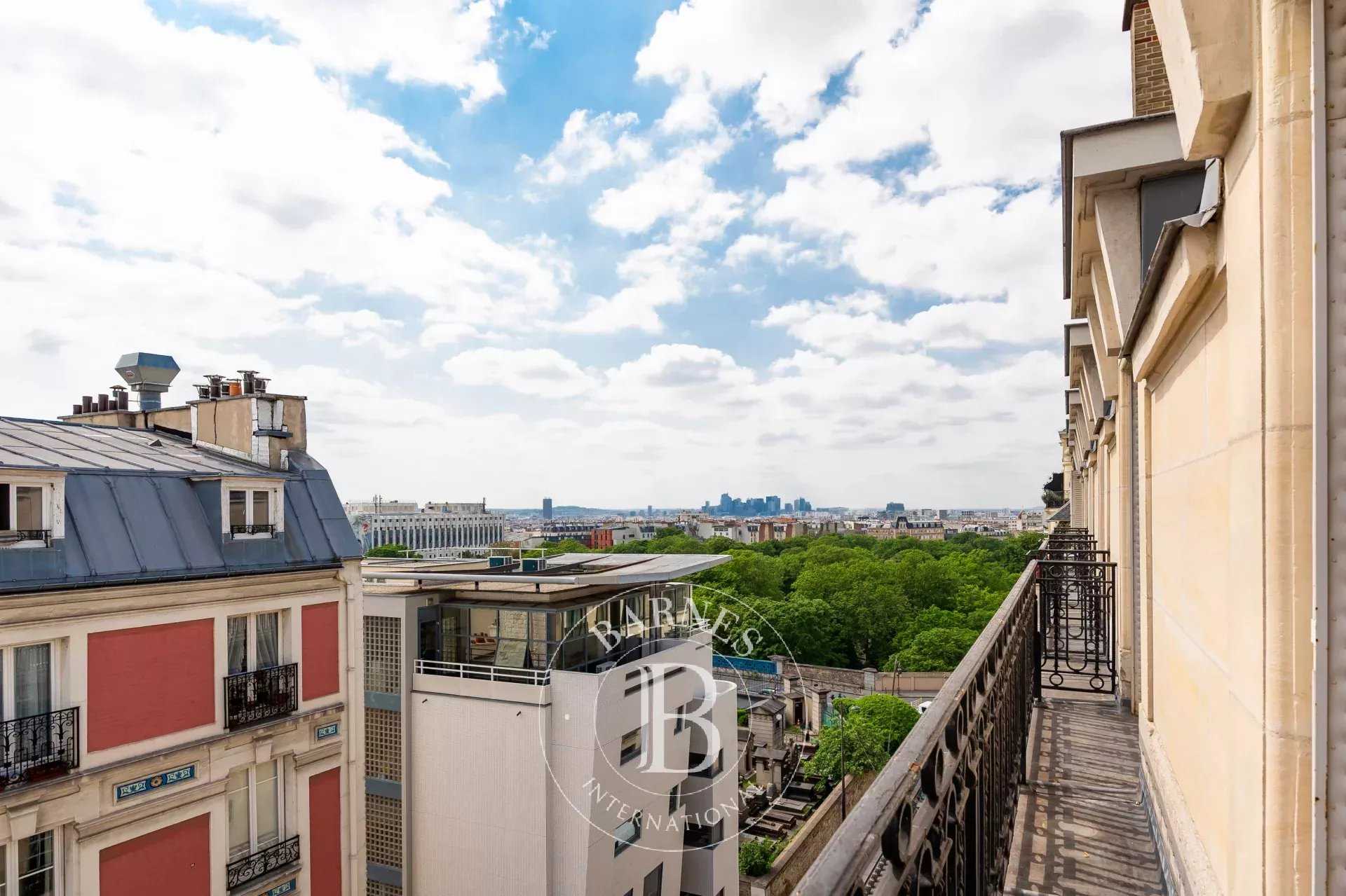 Apartment Paris 75018  -  ref 82618138 (picture 2)