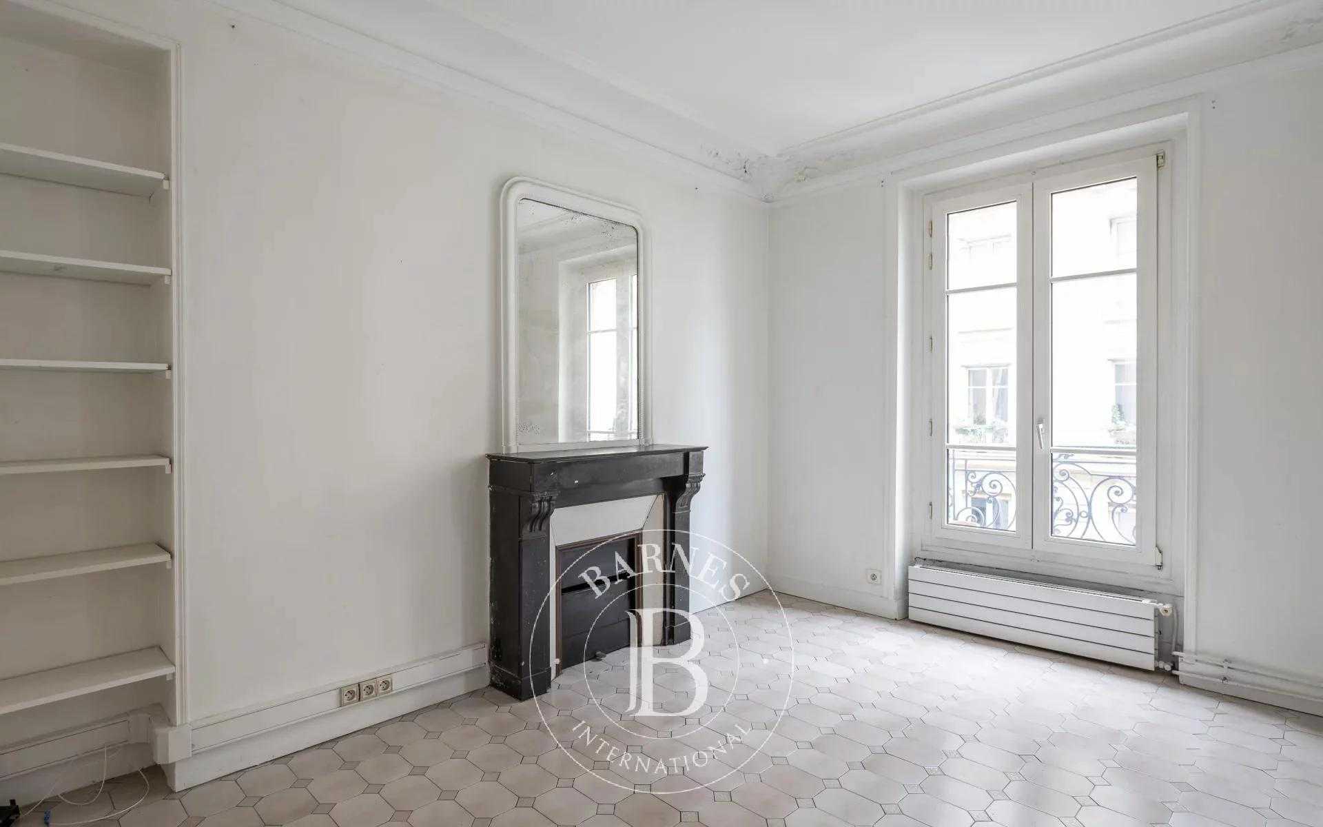 Appartement Paris 75018  -  ref 82289580 (picture 2)