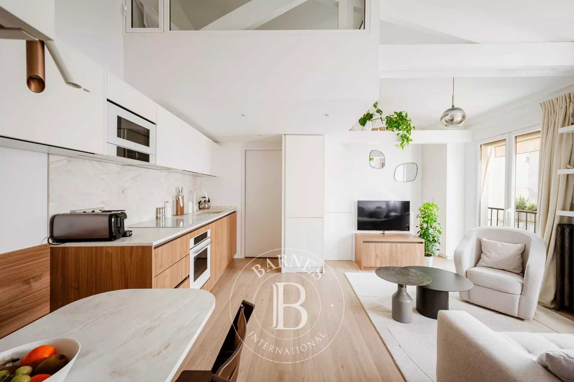 Piso Paris 75009  -  ref 86836633 (picture 1)