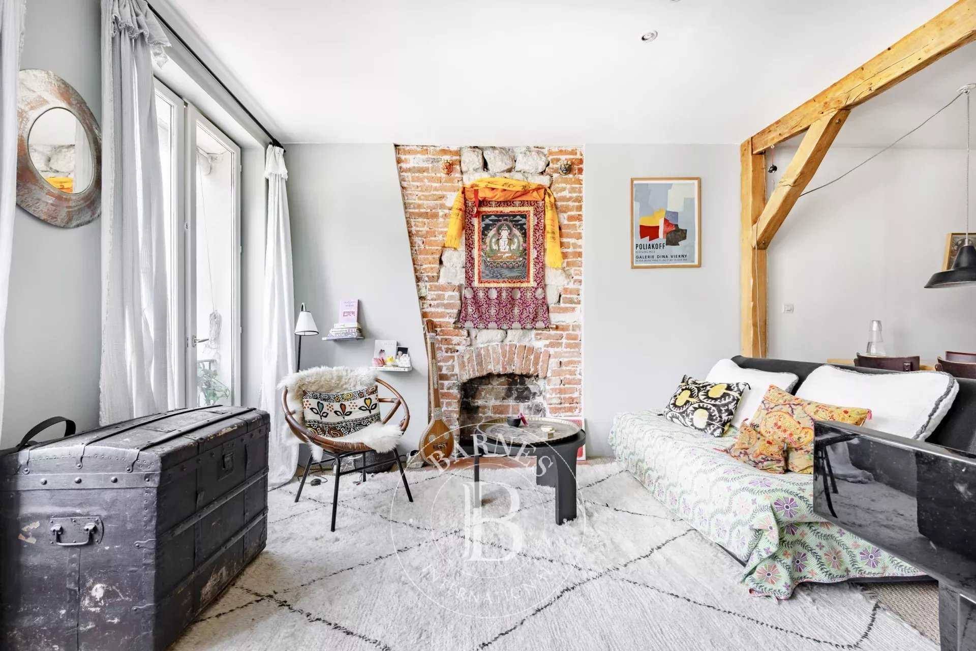 Apartment Paris 75018  -  ref 85832236 (picture 3)