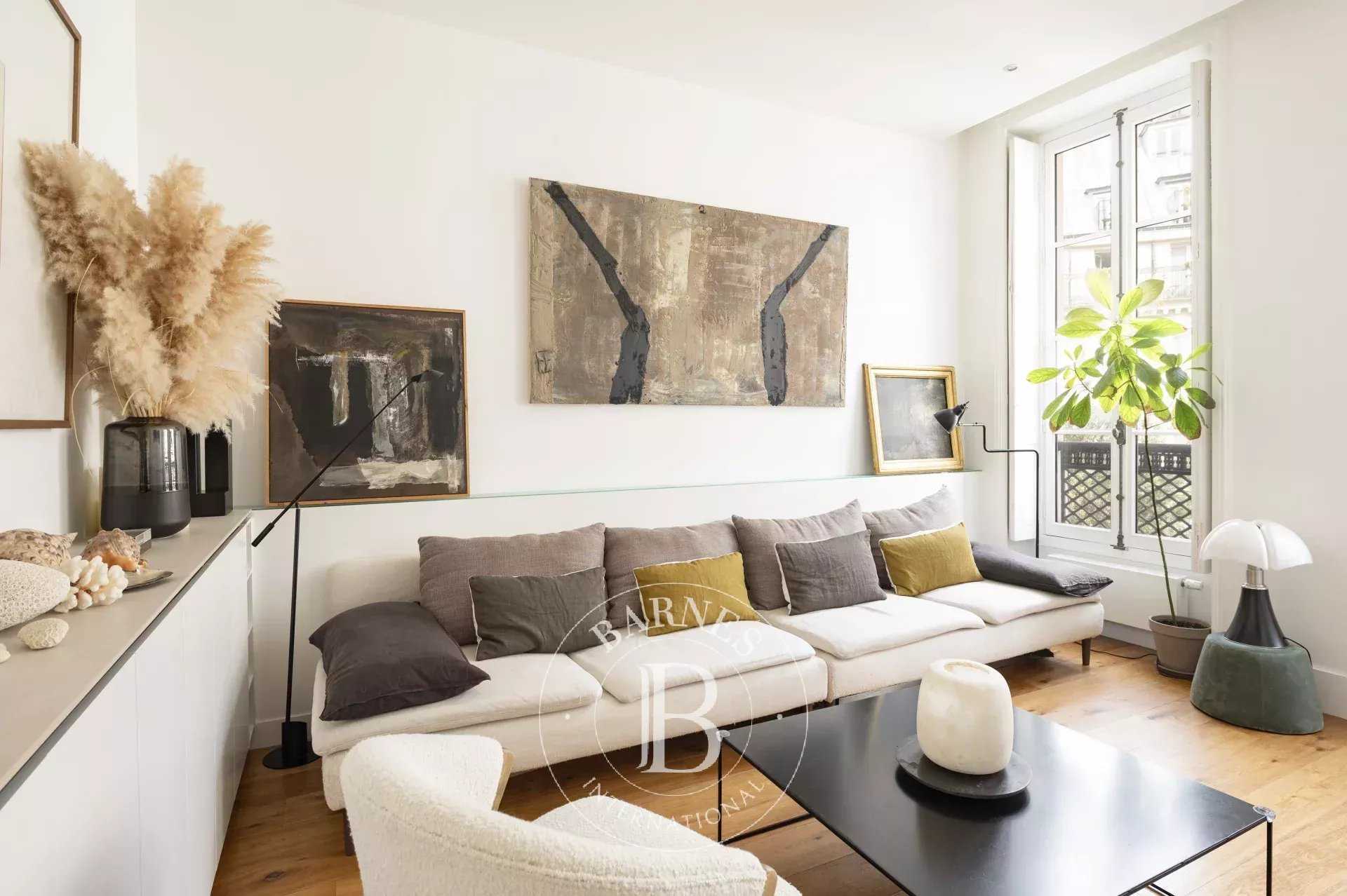 Piso Paris 75009  -  ref 84655444 (picture 1)