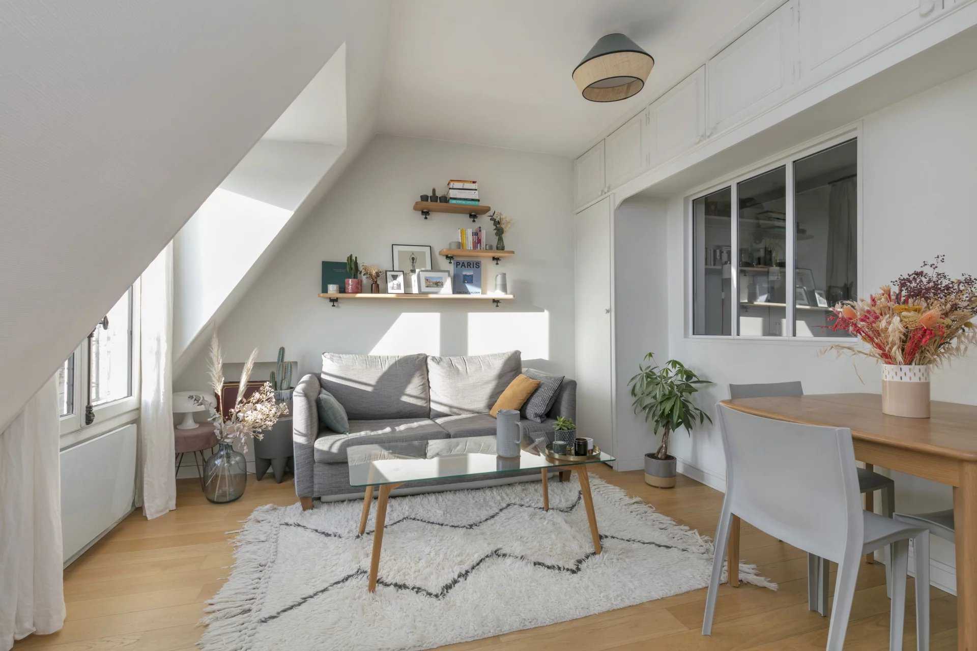 Apartment Paris 75018  -  ref 83421637 (picture 2)