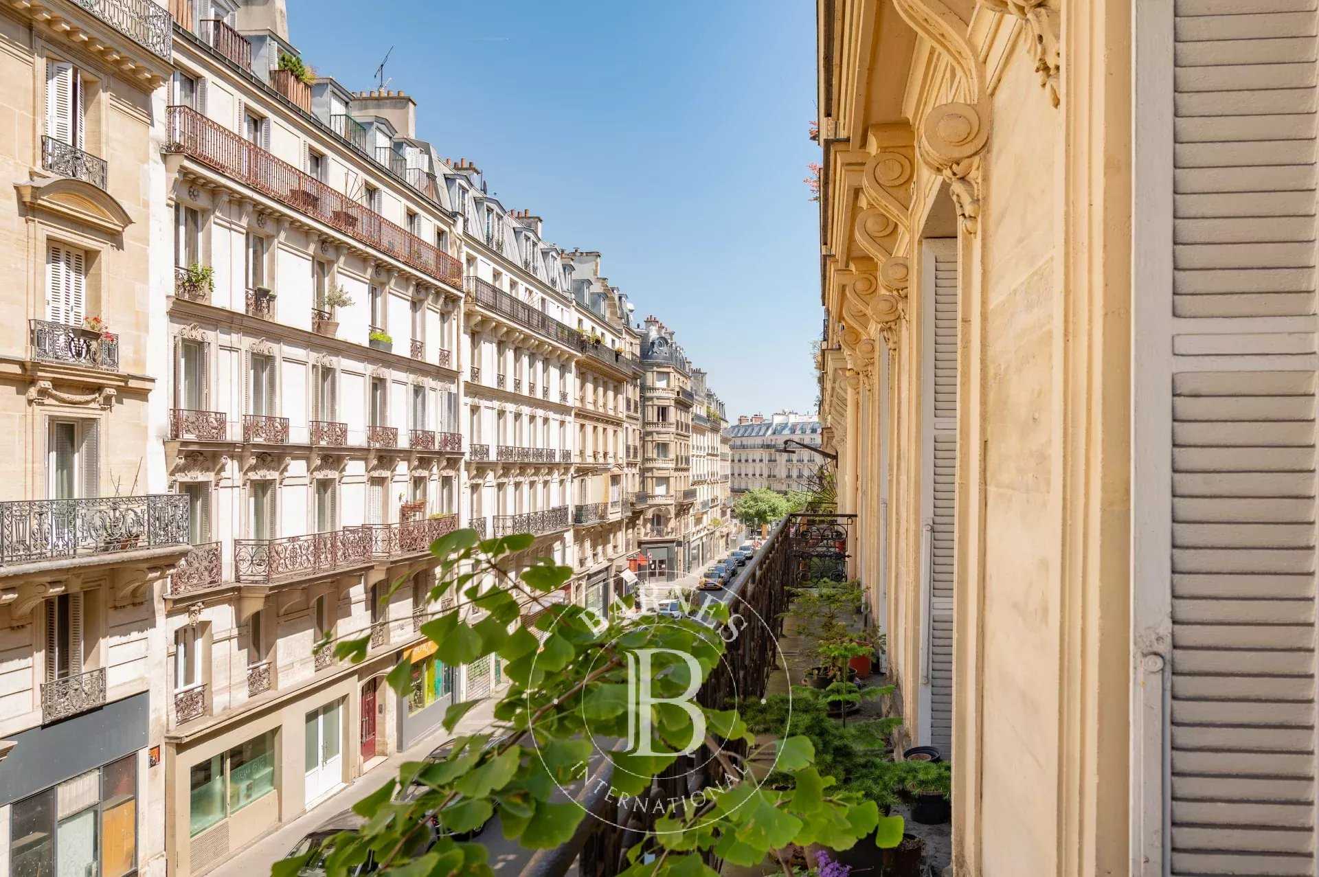 Appartement Paris 75009  -  ref 85936752 (picture 1)