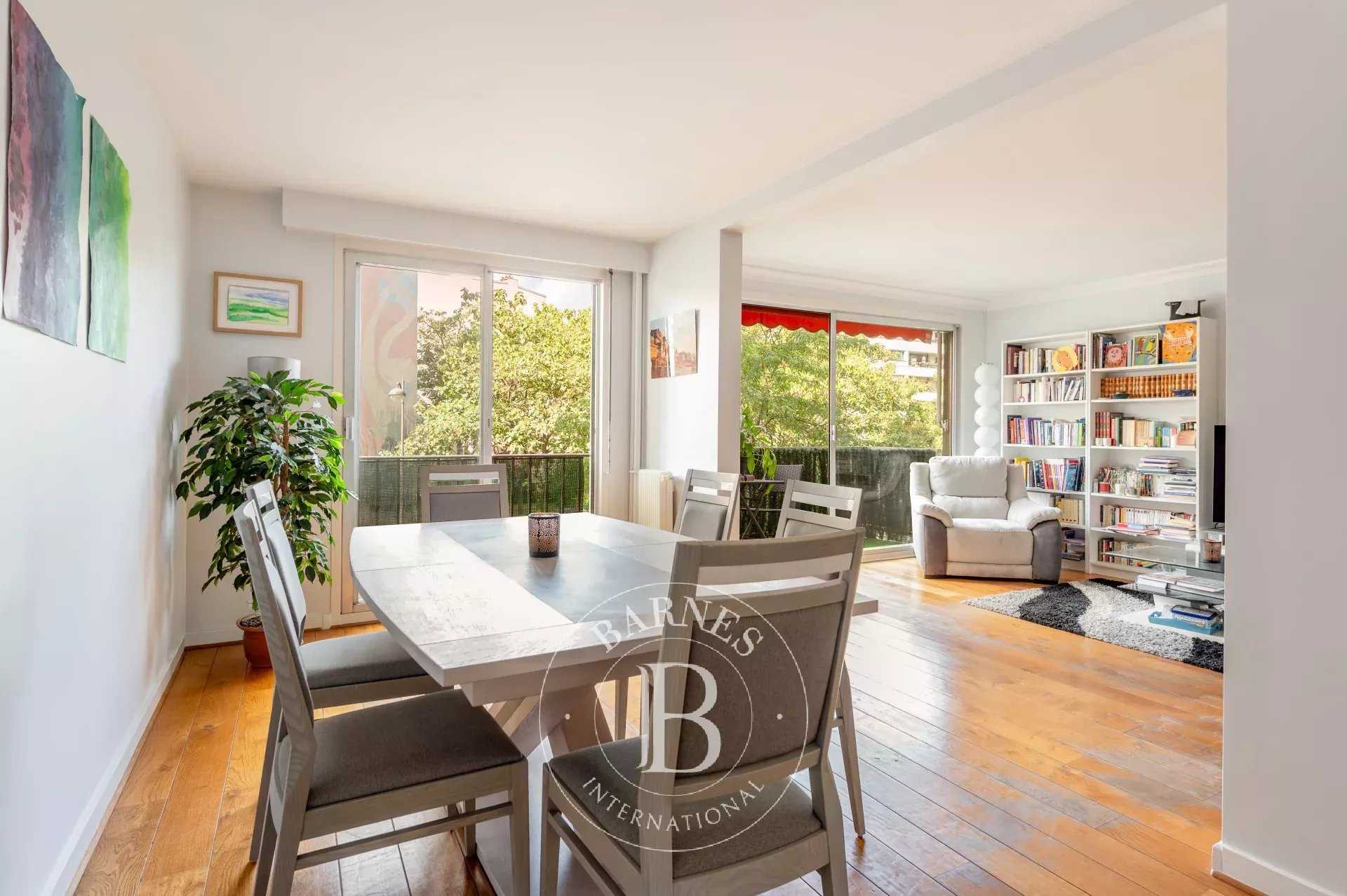 Piso Paris 75018  -  ref 86223159 (picture 1)