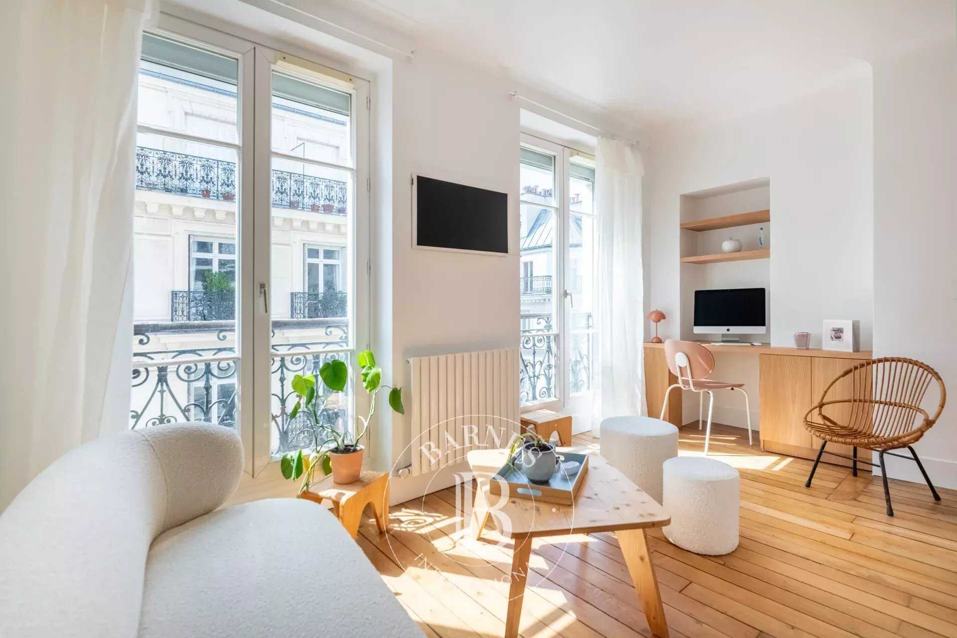 Apartment Paris 75009  -  ref 83239086 (picture 1)