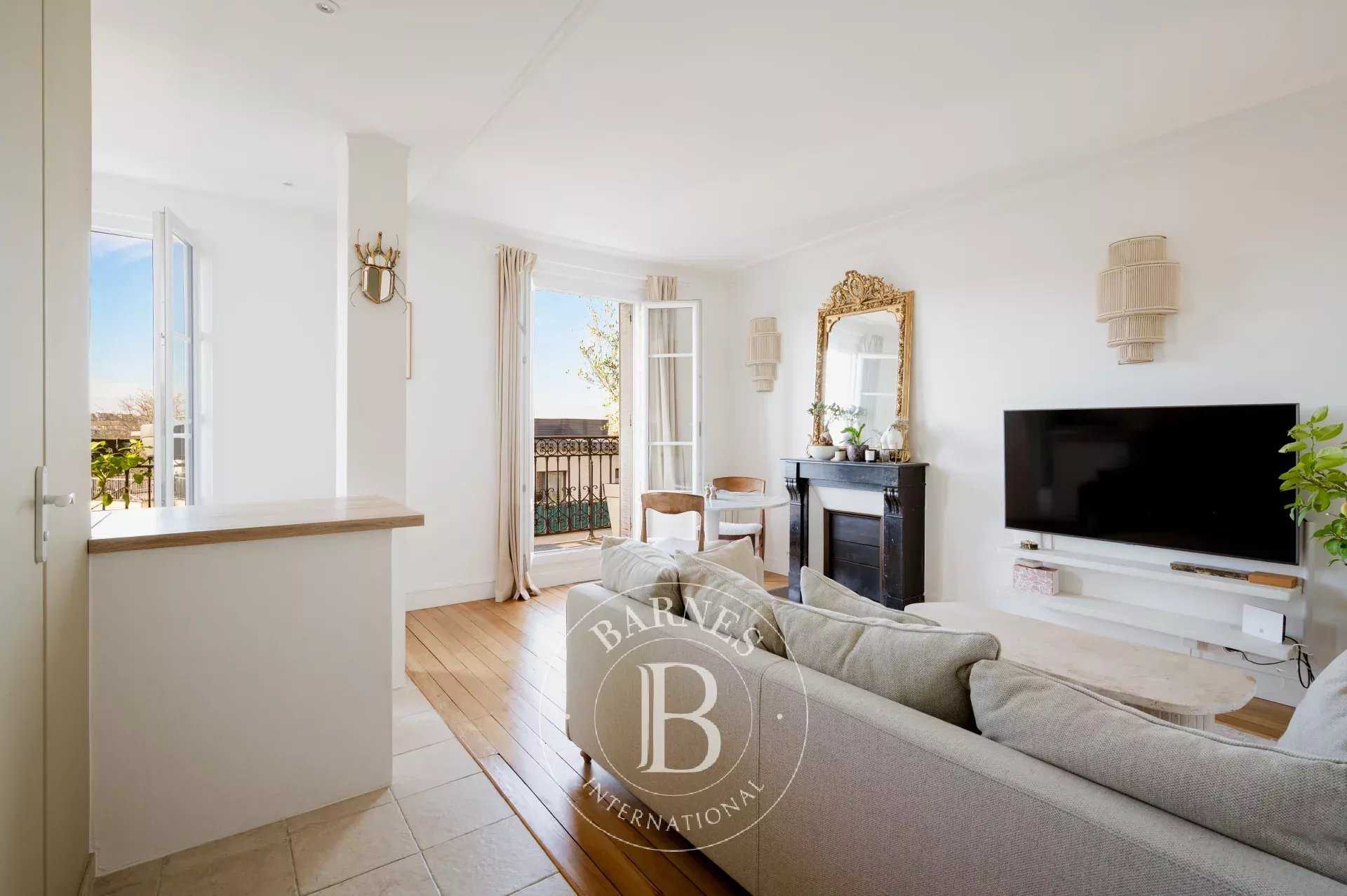 Appartement Paris 75018  -  ref 86717126 (picture 2)