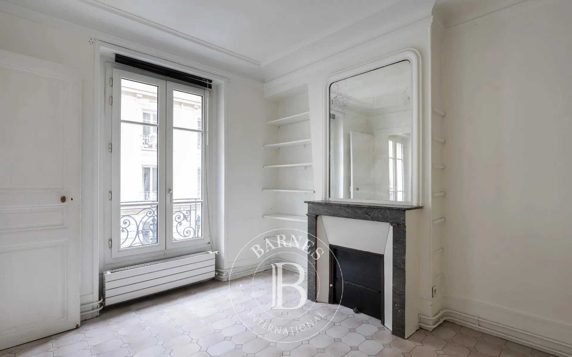 Appartement Paris 75018  -  ref 82289580 (picture 1)