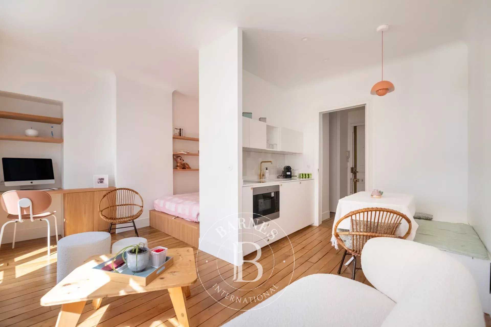 Apartment Paris 75009  -  ref 83239086 (picture 3)
