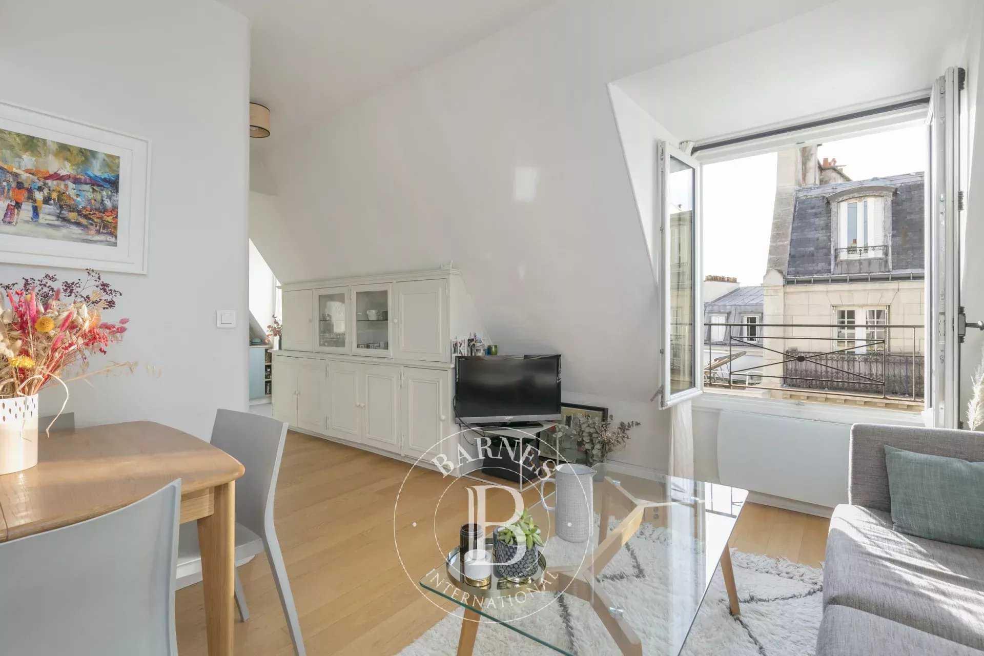 Appartement Paris 75018  -  ref 83421637 (picture 3)