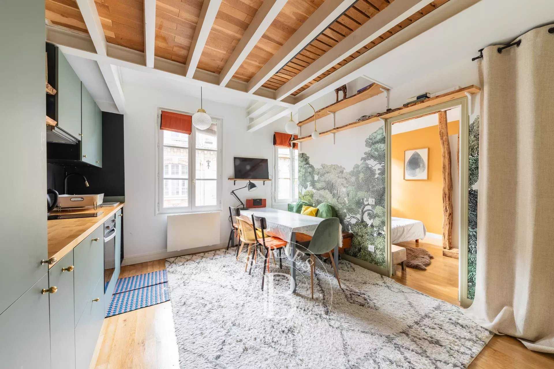 Apartment Paris 75018  -  ref 85676954 (picture 1)