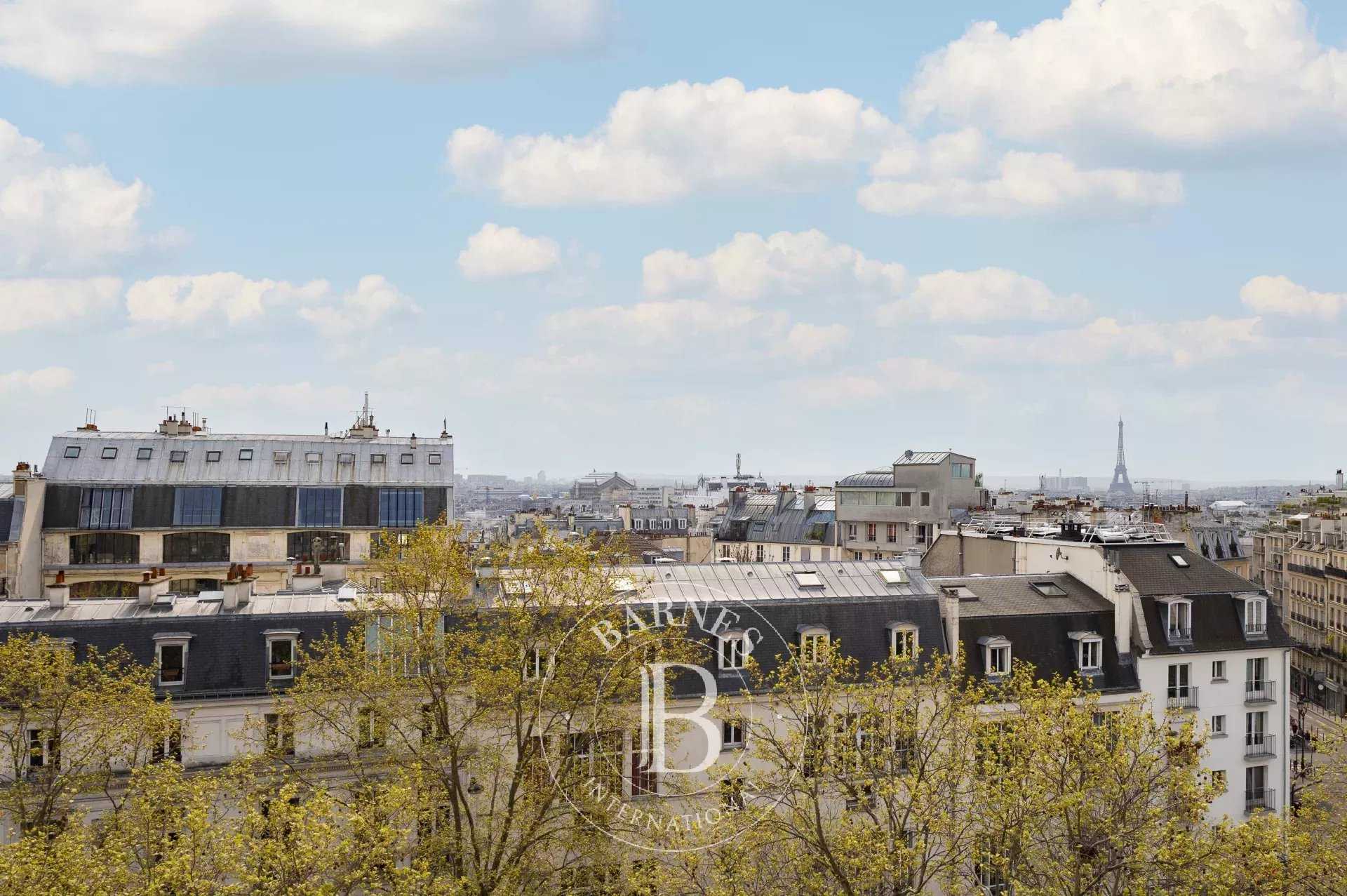 Apartment Paris 75018  -  ref 82403628 (picture 1)