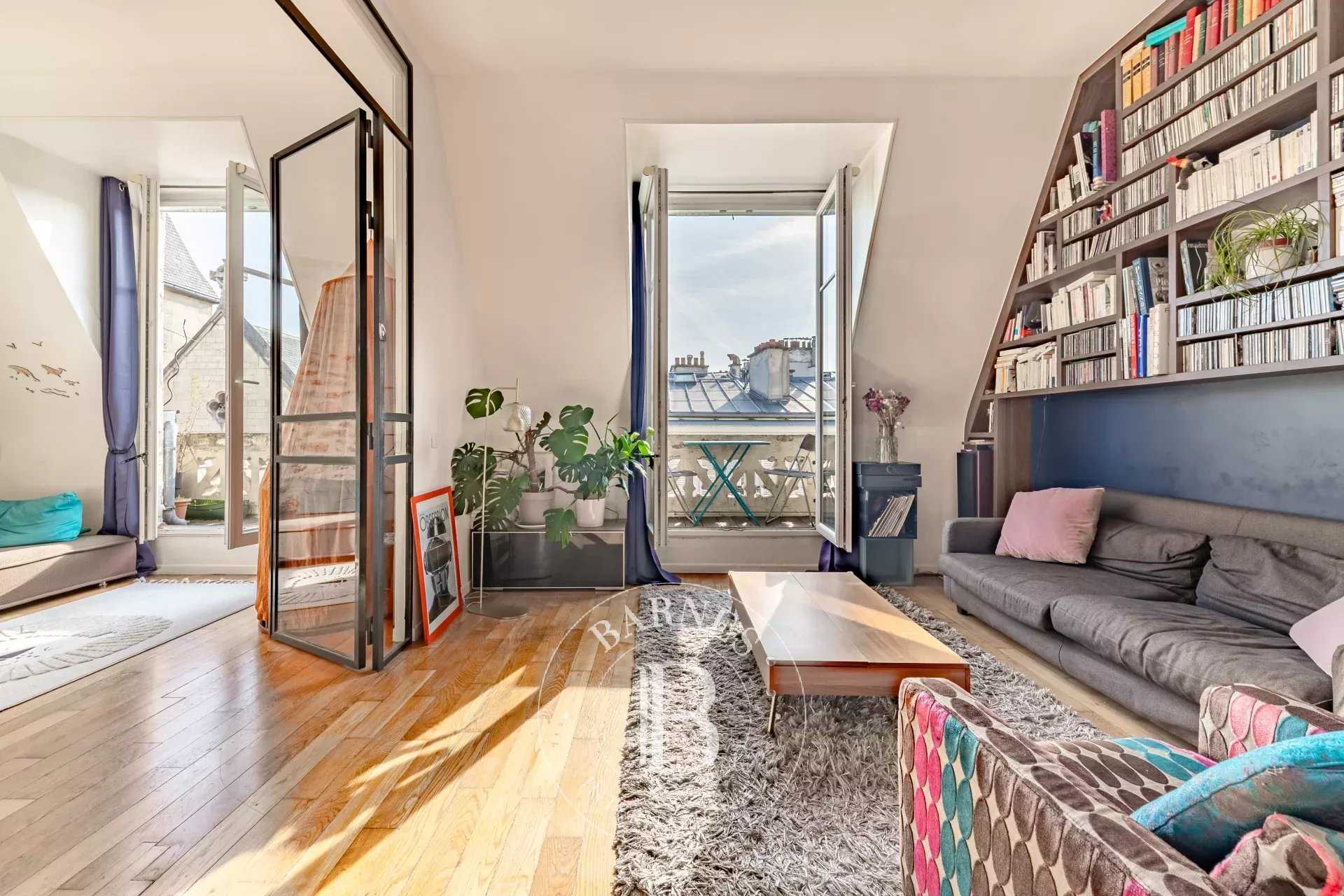 Apartment Paris 75018  -  ref 85652087 (picture 1)