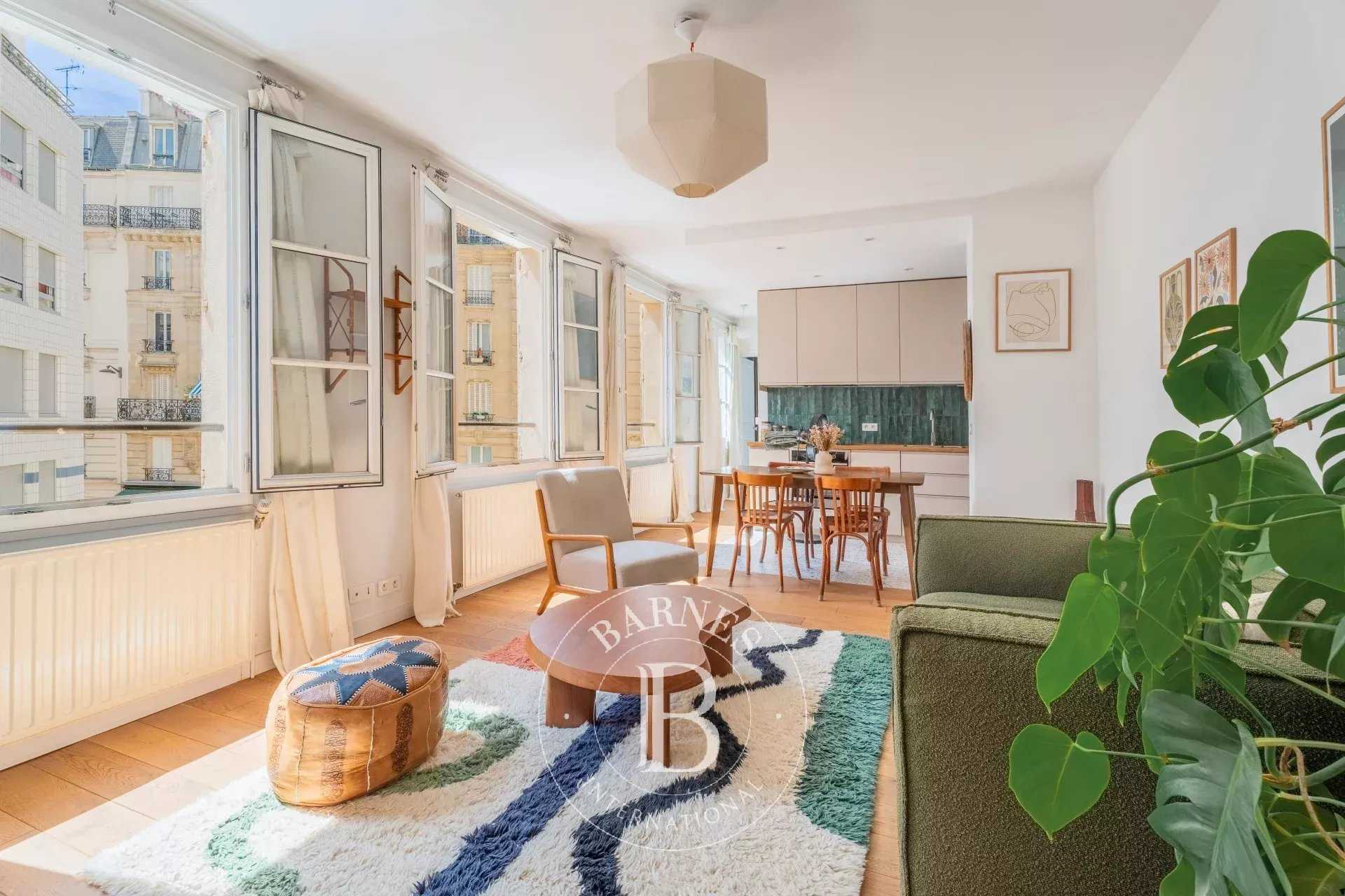 Appartement Paris 75018  -  ref 87172245 (picture 1)