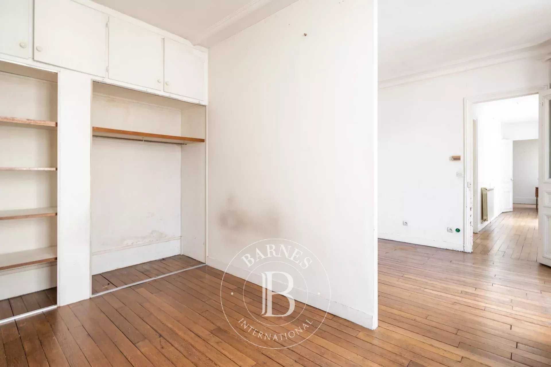 Appartement Paris 75018  -  ref 85972278 (picture 3)