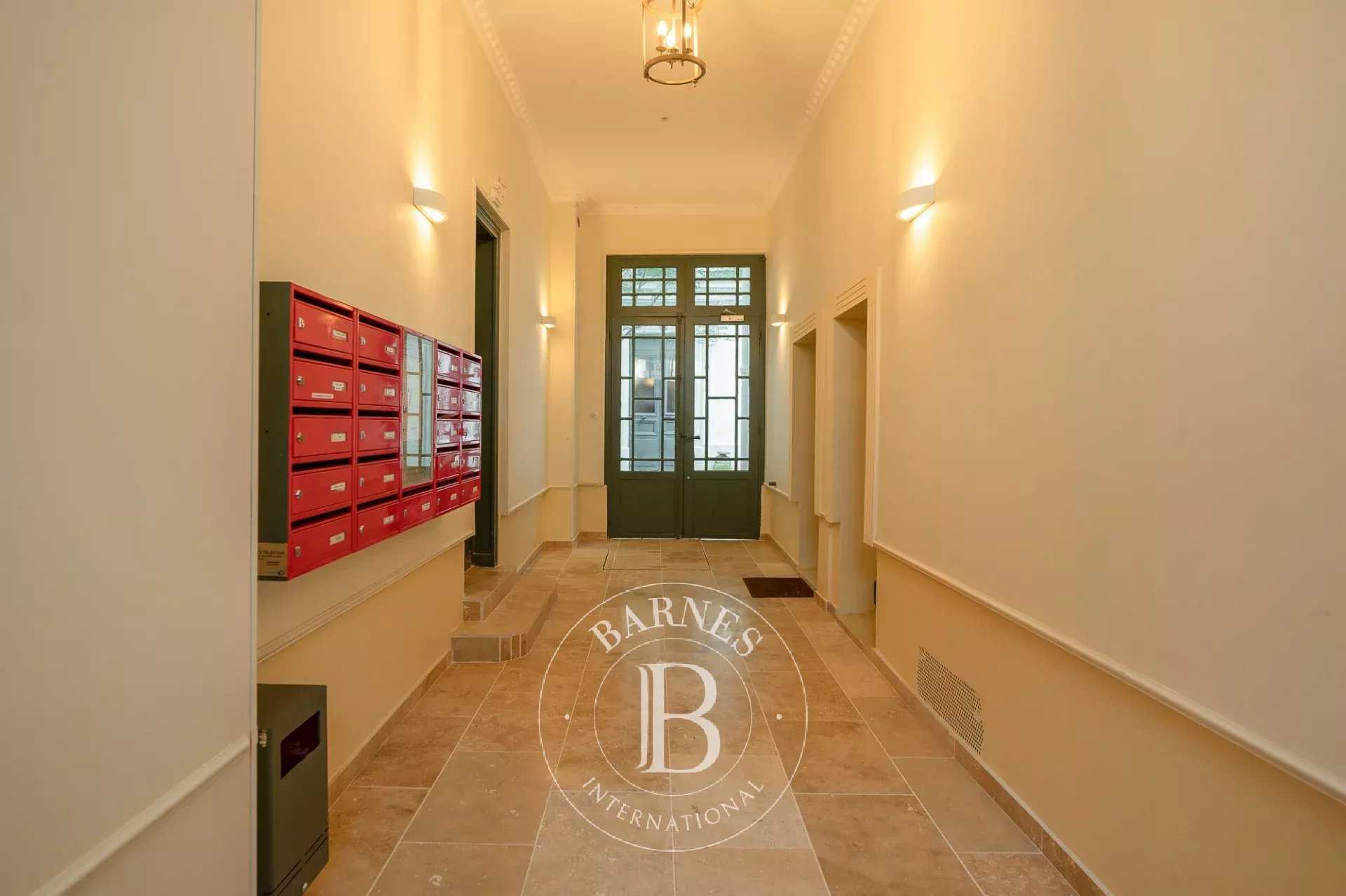 Appartement Paris 75018  -  ref 86195330 (picture 3)