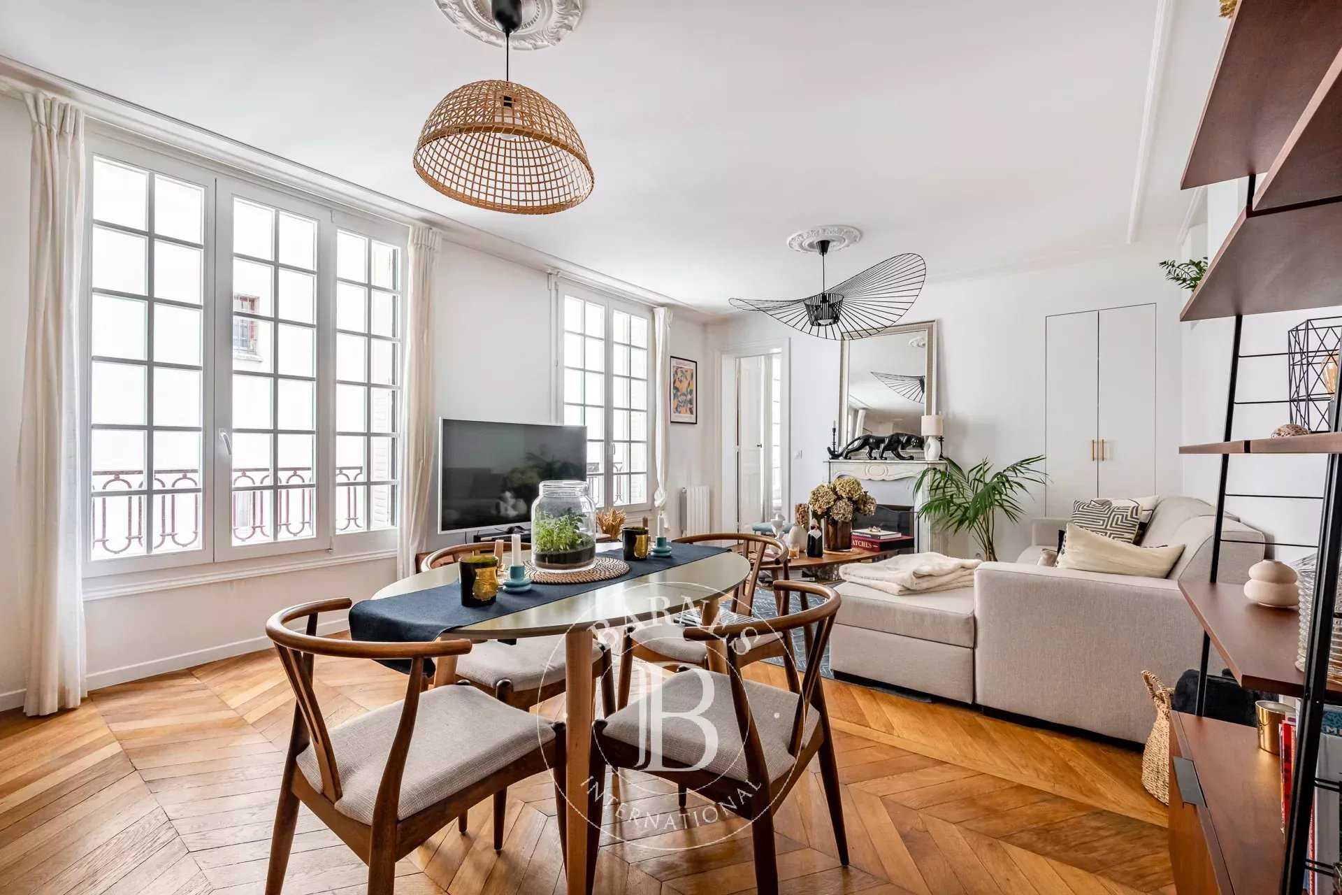 Apartment Paris 75009  -  ref 85619090 (picture 1)