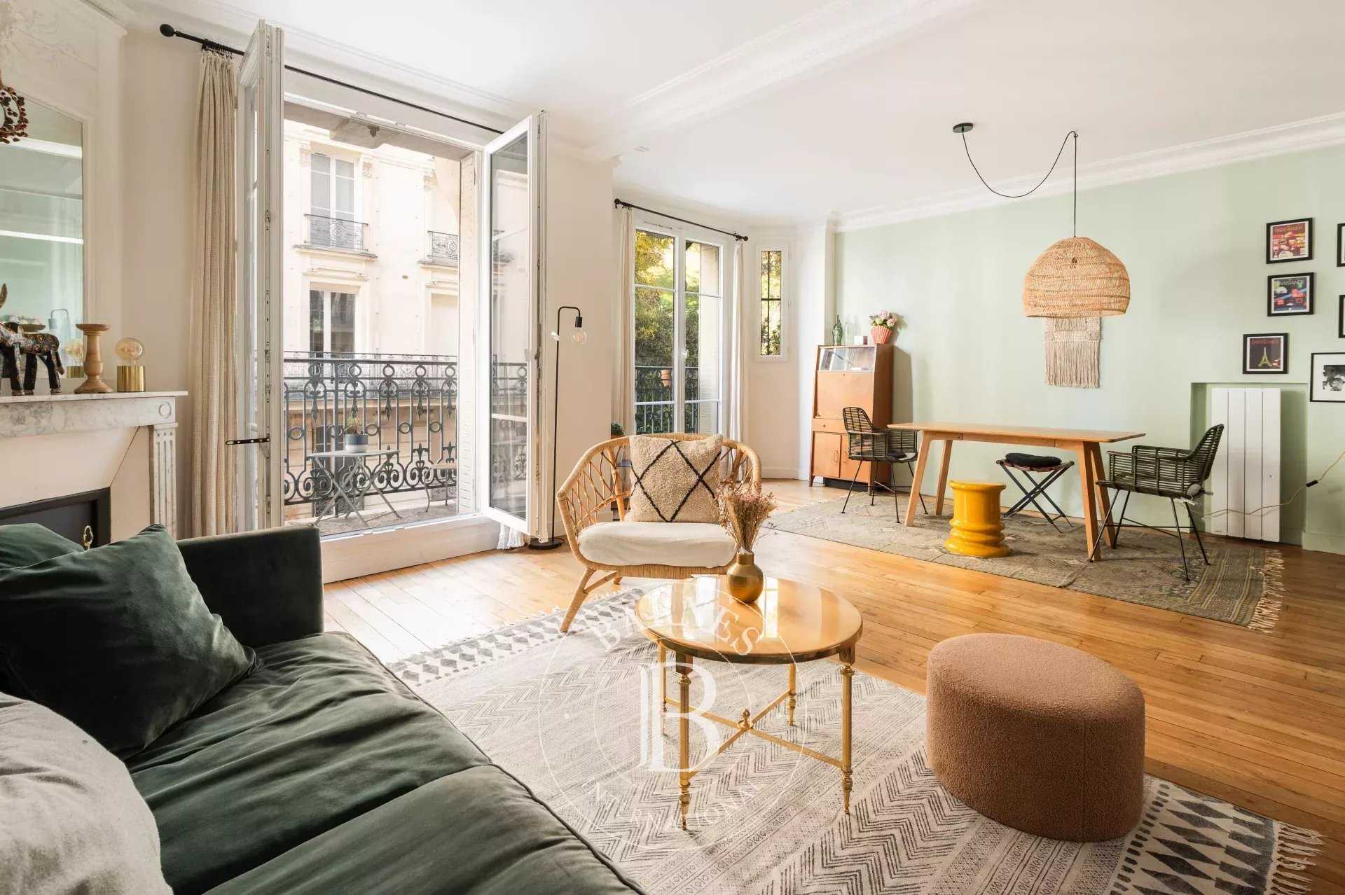 Appartement Paris 75018  -  ref 86445619 (picture 1)