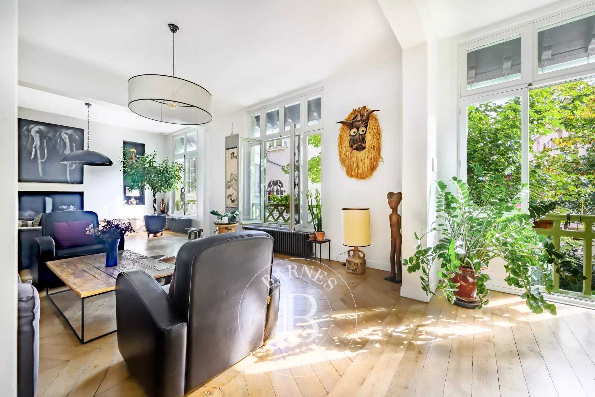 Apartment Paris 75018  -  ref 86358949 (picture 2)