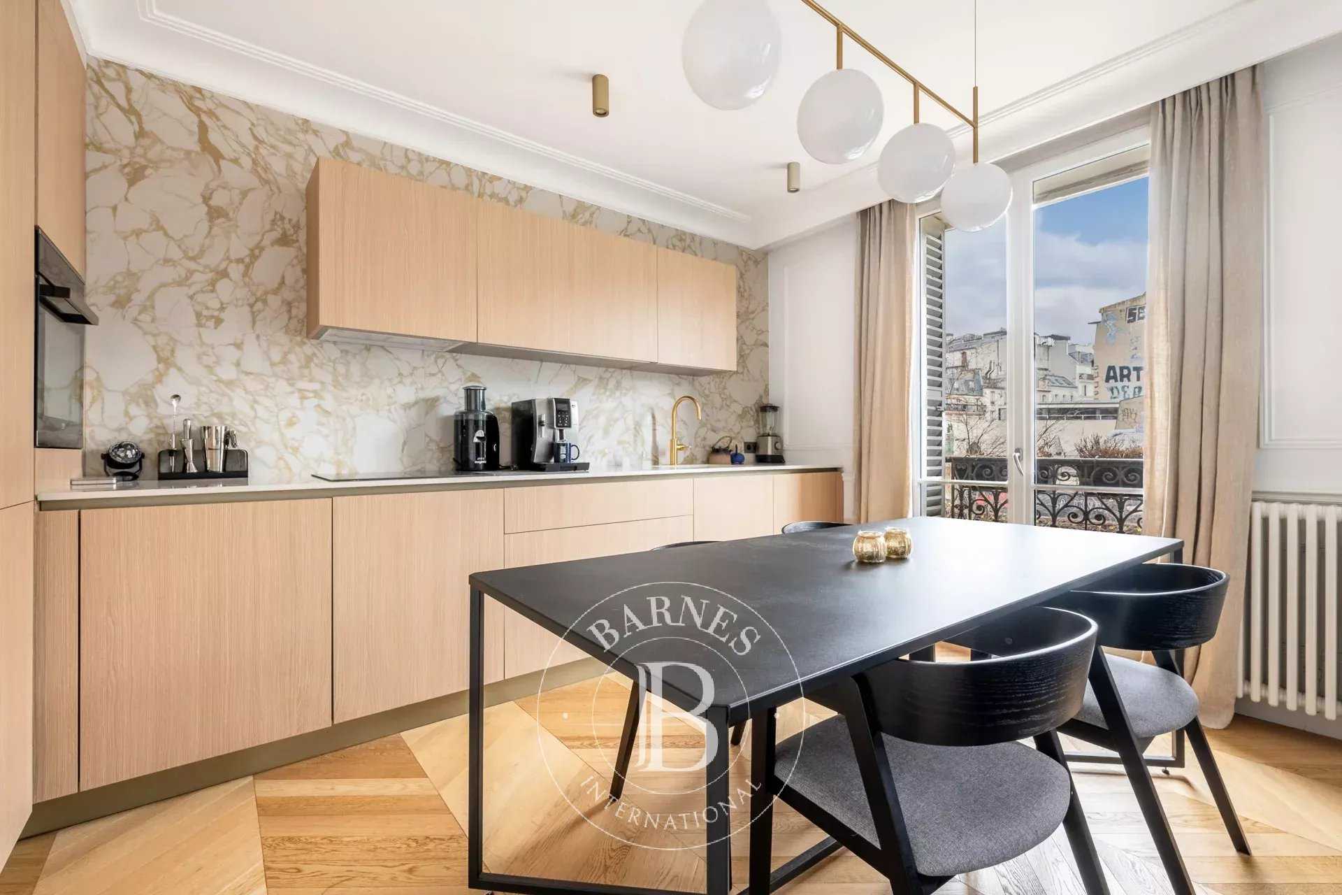 Appartement Paris 75009  -  ref 85627842 (picture 3)