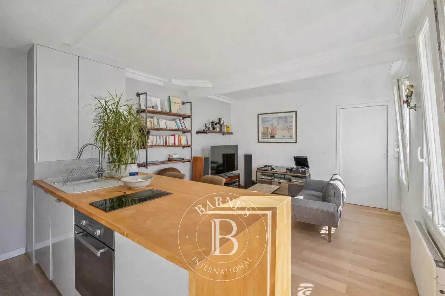 Piso Paris 75018  -  ref 86793476 (picture 2)