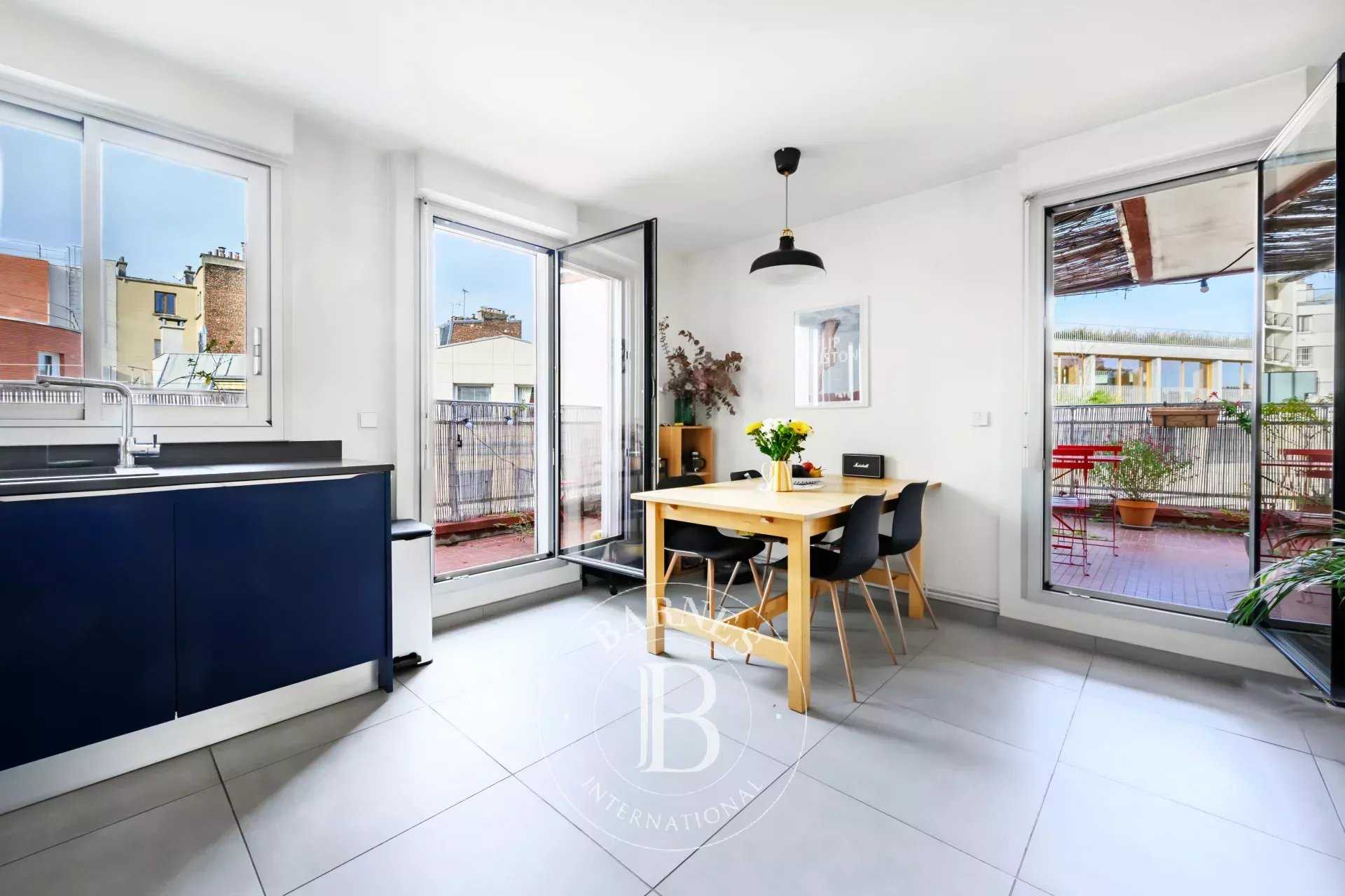 Apartment Paris 75018  -  ref 86425492 (picture 3)