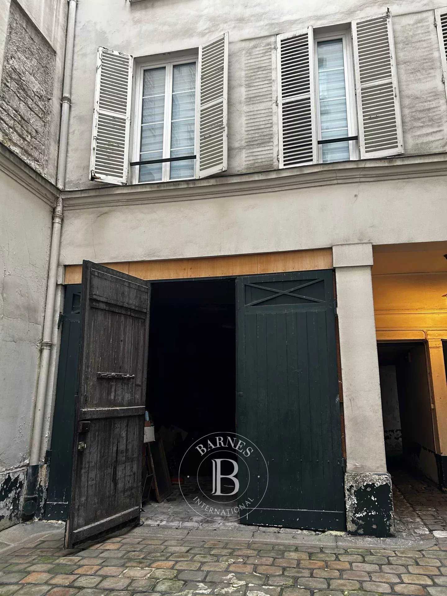 Garage Paris 75009  -  ref 85603876 (picture 1)