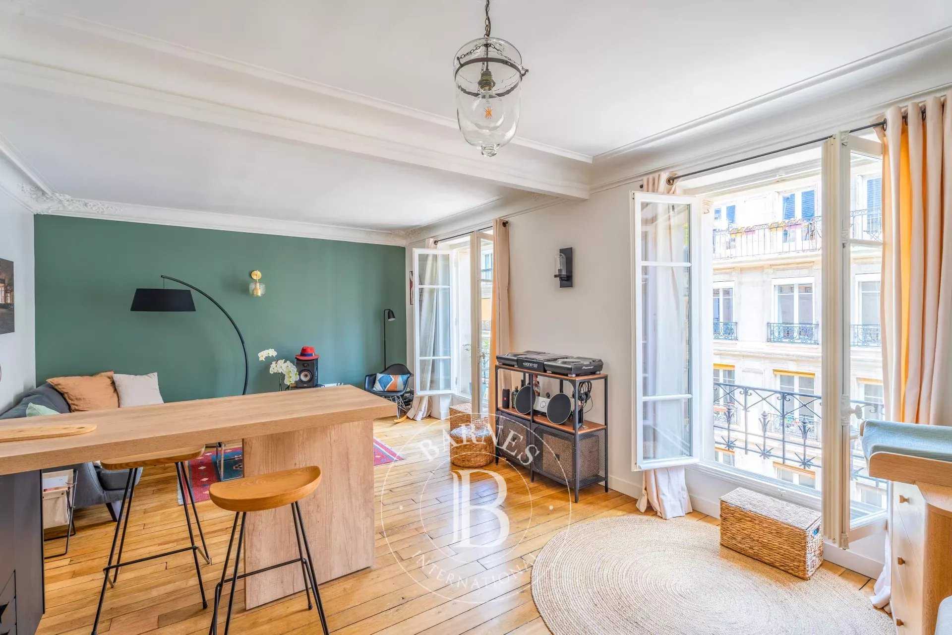 Appartement Paris 75018  -  ref 85988508 (picture 1)