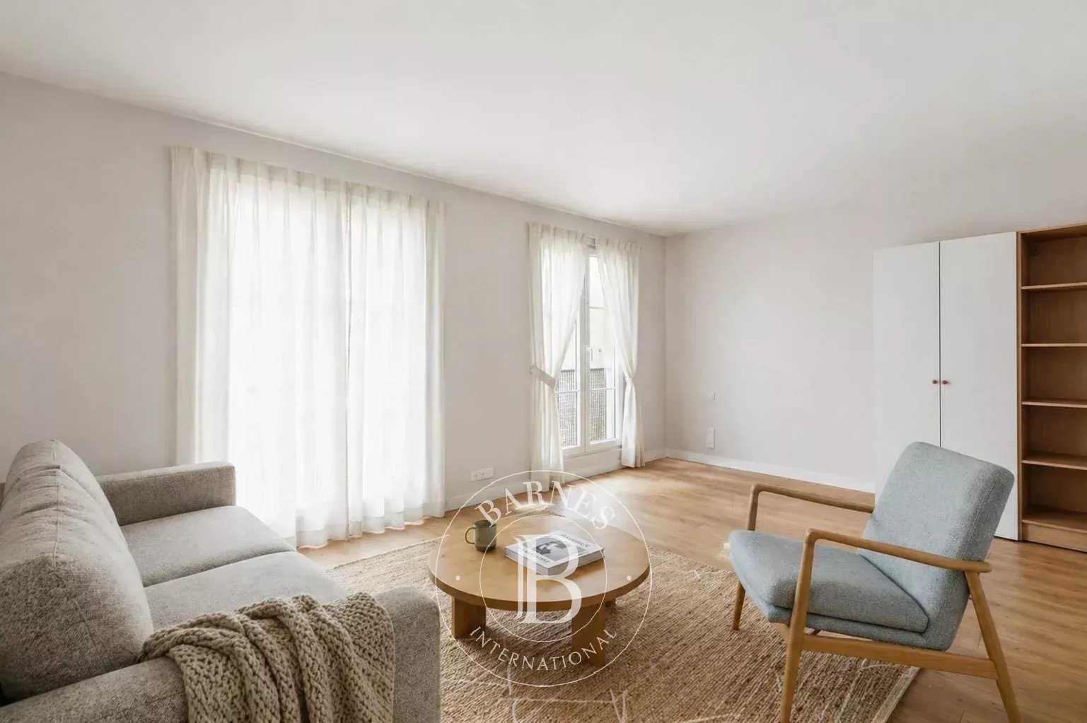 Appartement Paris 75018  -  ref 86939175 (picture 2)