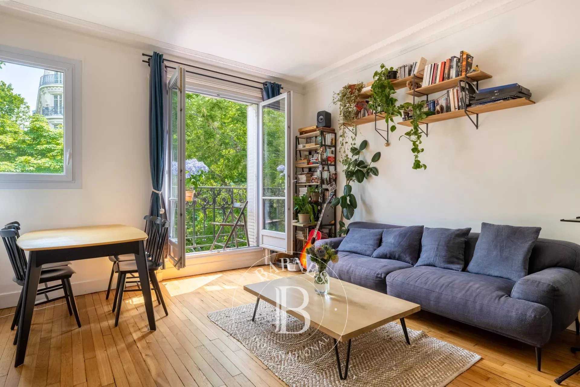 Appartement Paris 75018  -  ref 82887036 (picture 3)