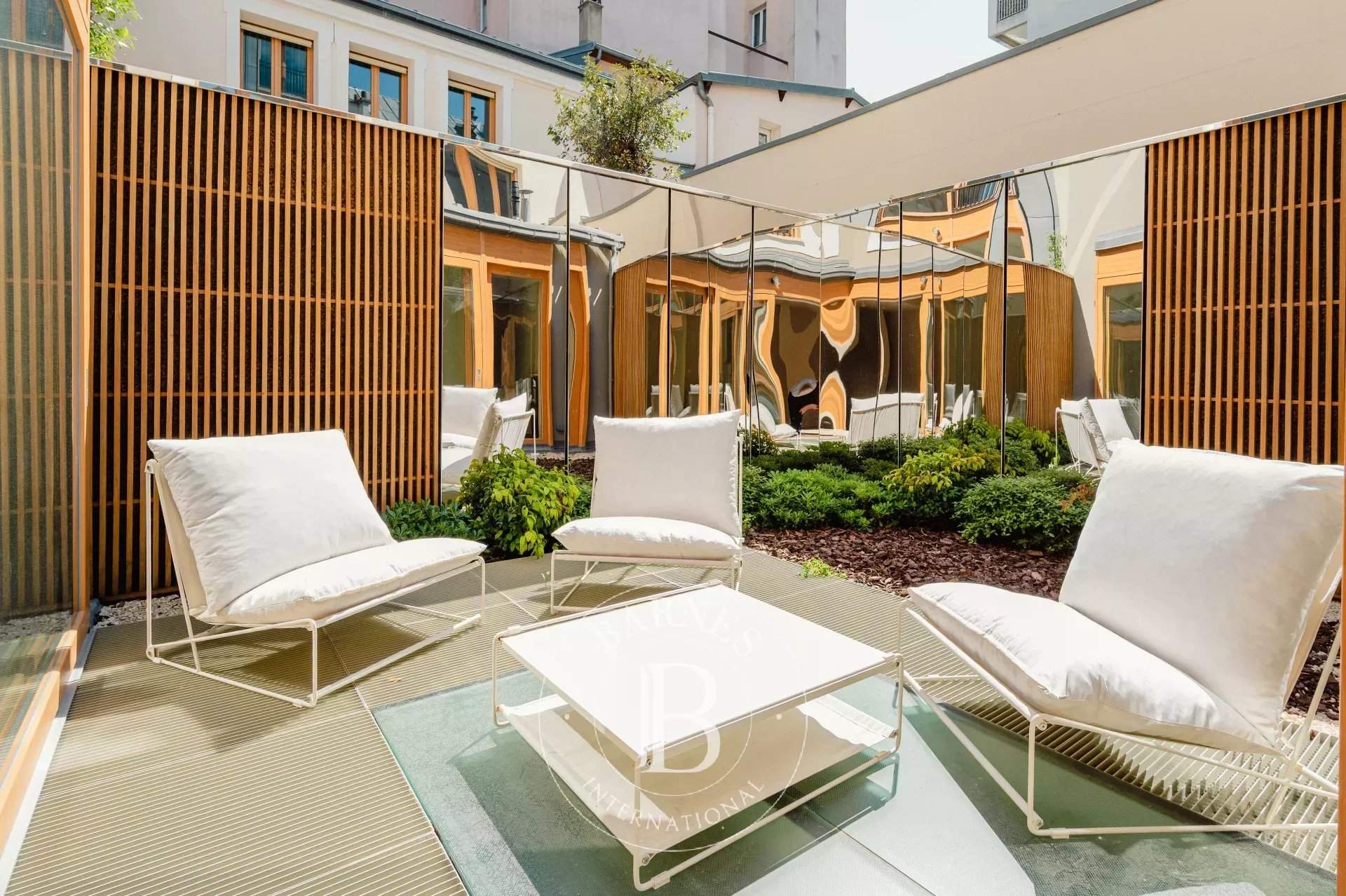 Clichy  - Maison de ville 5 Pi&egrave;ces 3 Chambres - picture 2
