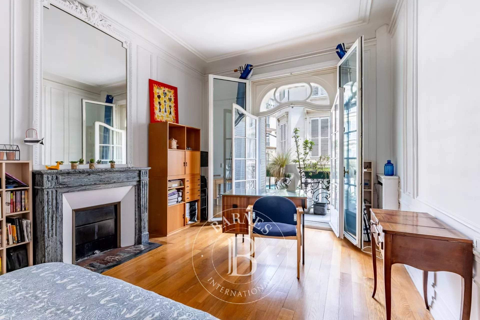 Paris  - Appartement 7 Pi&egrave;ces 4 Chambres - picture 8