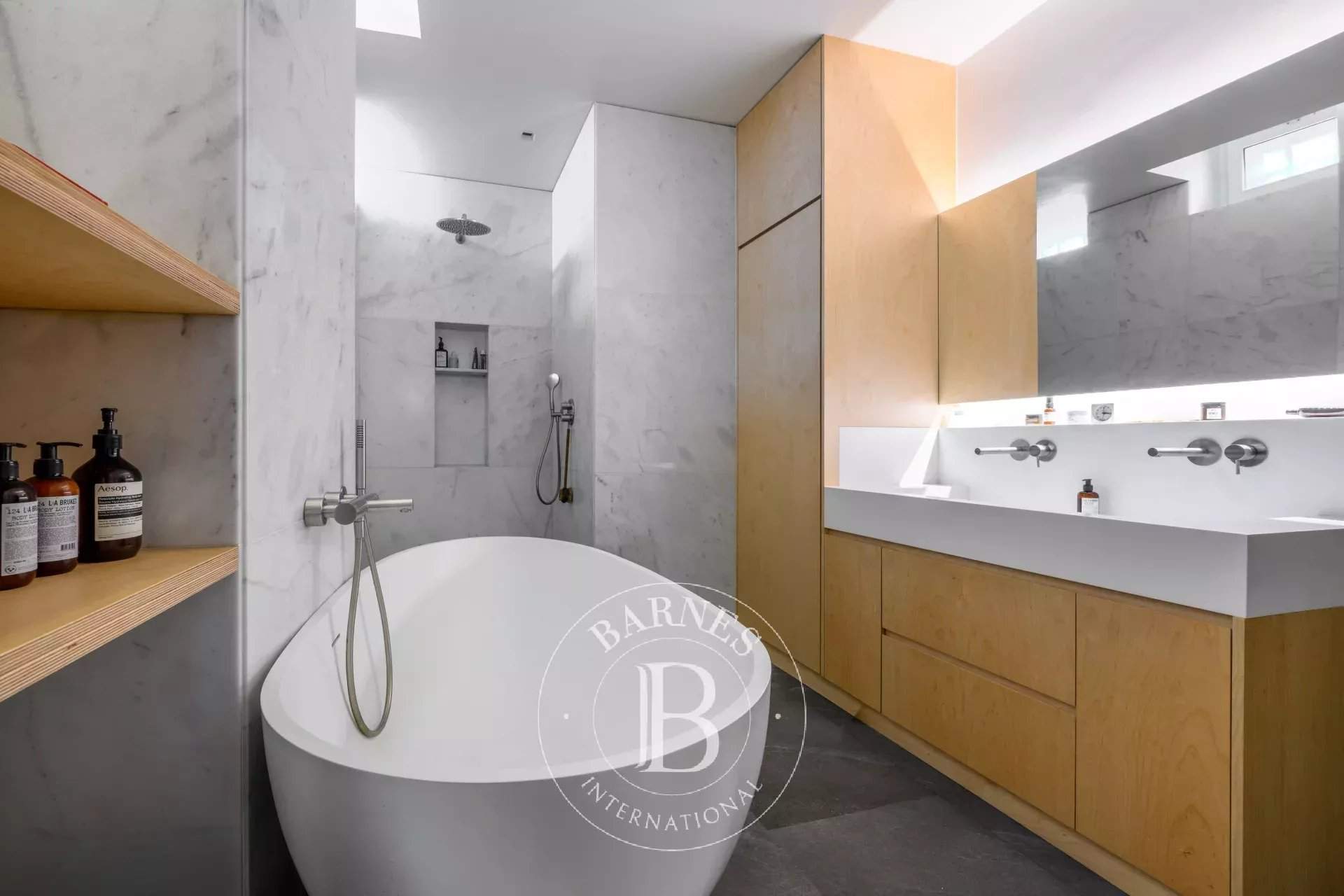 Paris  - Apartment 4 Bedrooms - picture 18