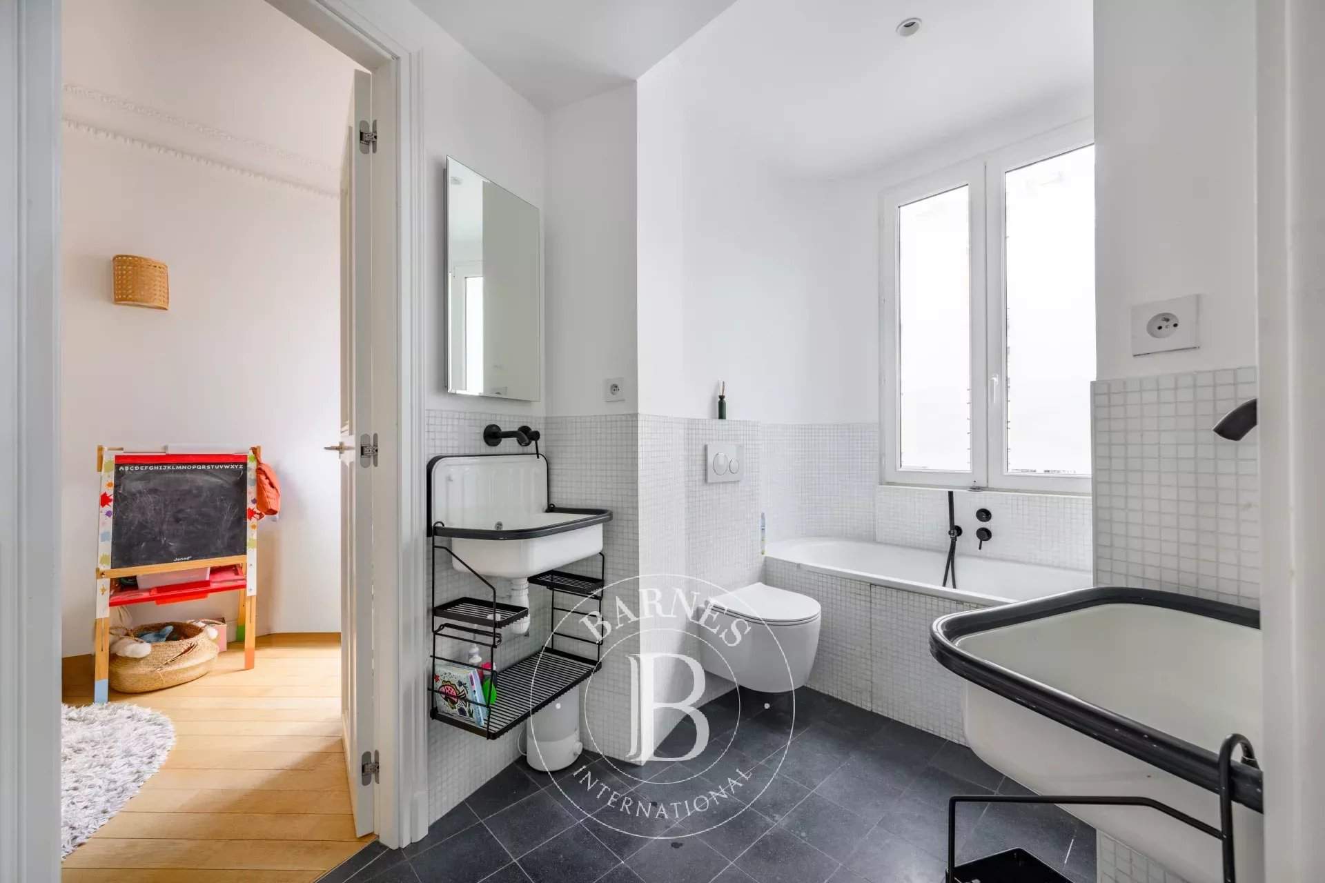 Paris  - Appartement 4 Pi&egrave;ces 3 Chambres - picture 16