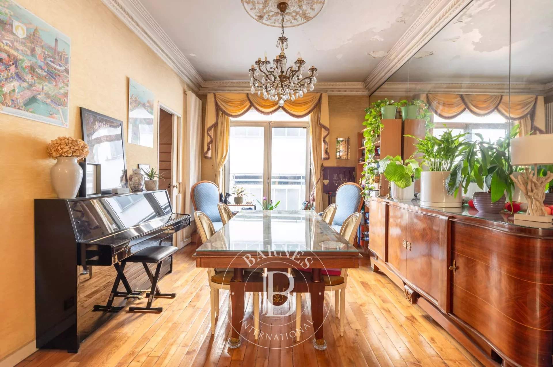 Paris  - House 4 Bedrooms - picture 20