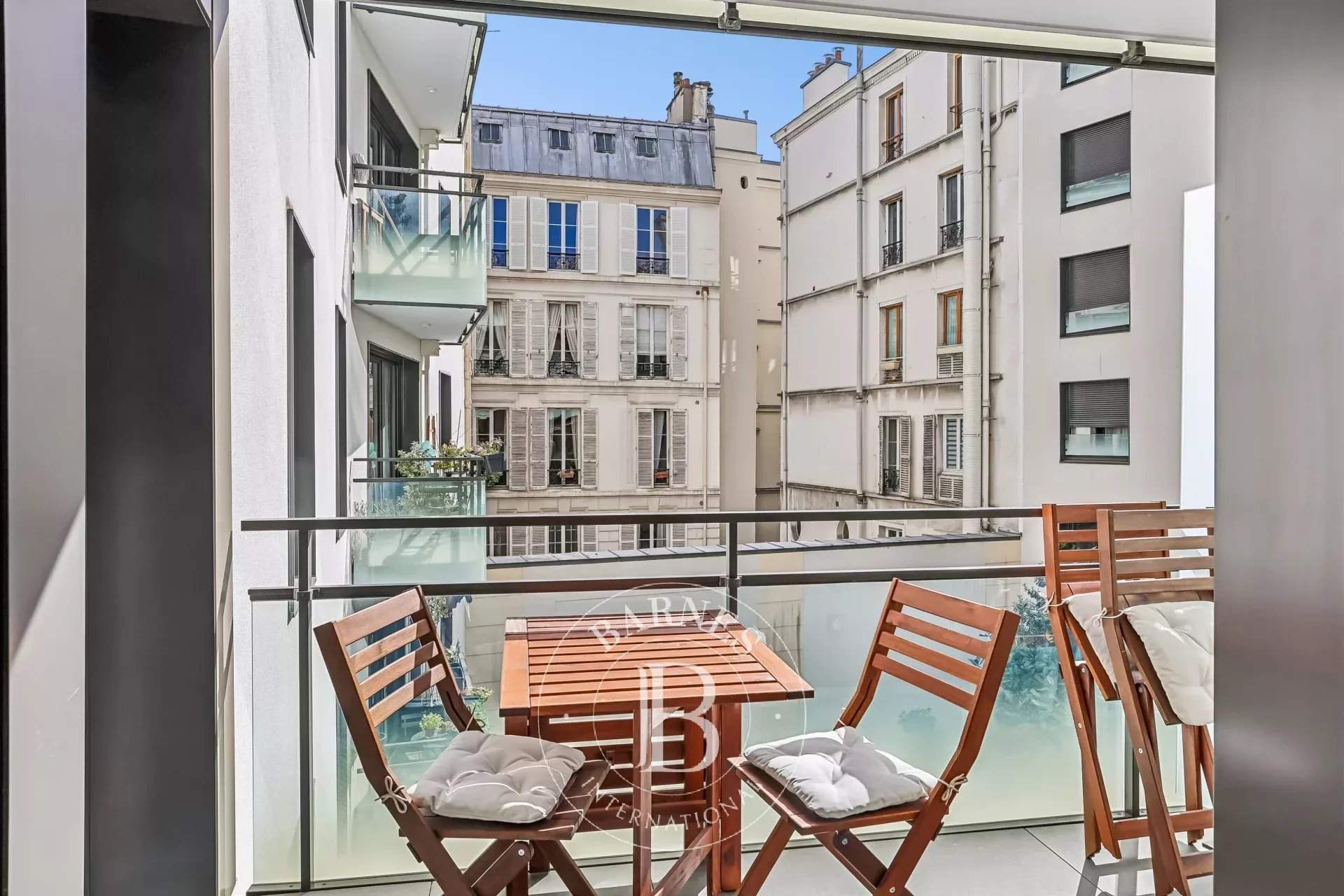 Paris  - Appartement 2 Pi&egrave;ces, 1 Chambre - picture 1