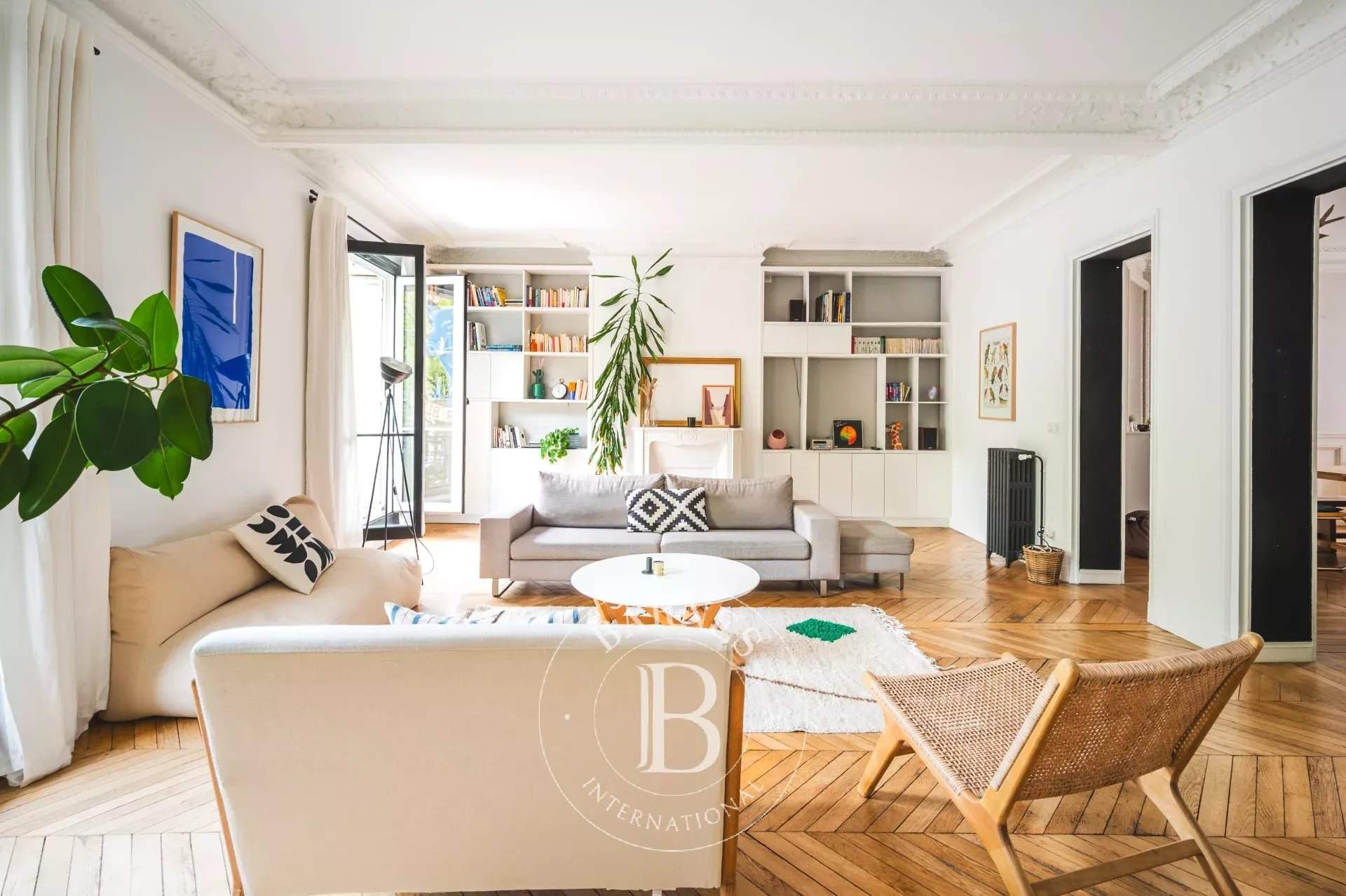 Paris  - Appartement 4 Pi&egrave;ces 3 Chambres - picture 5