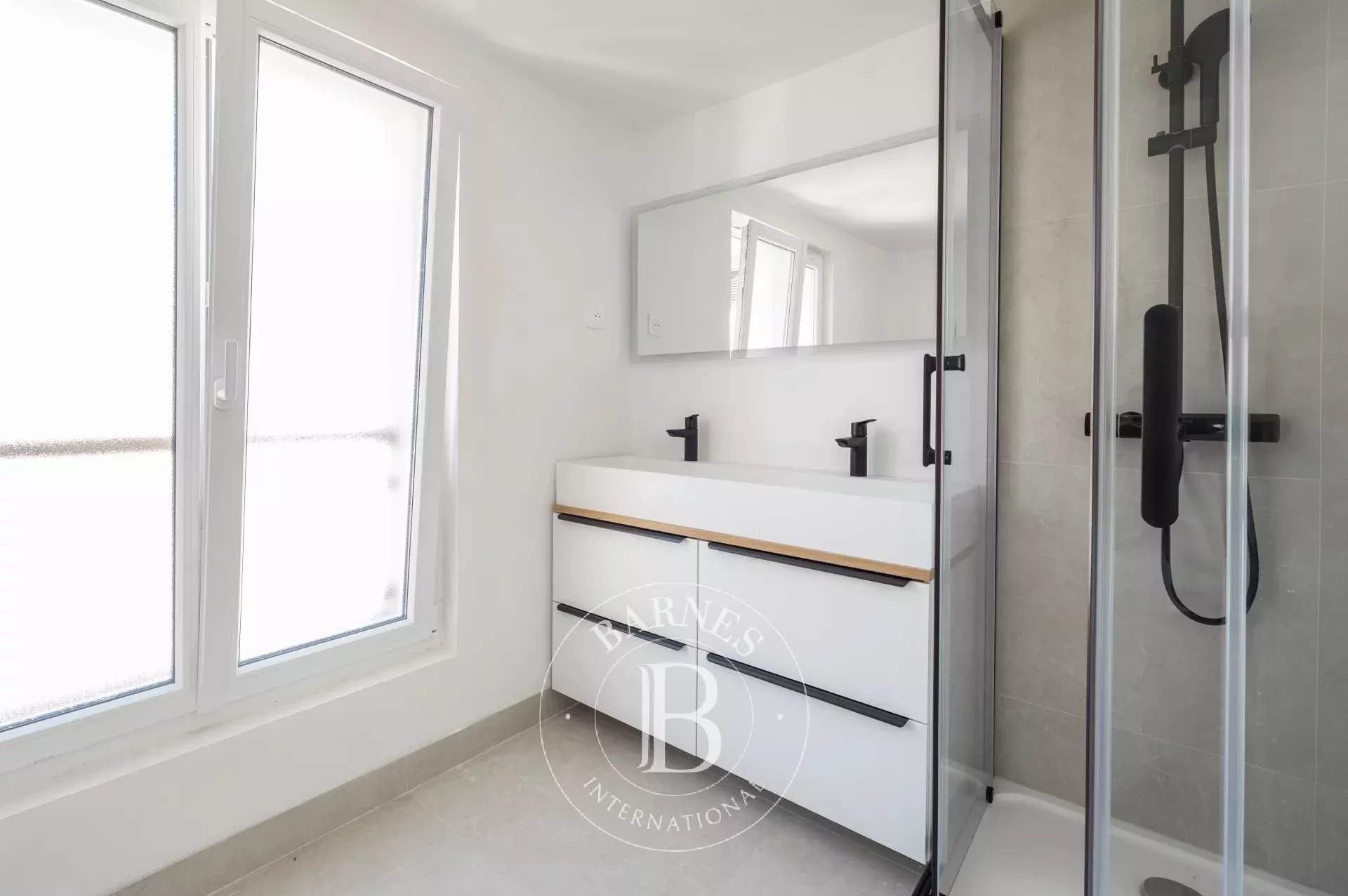 Paris  - Appartement 4 Pièces, 1 Chambre - picture 9