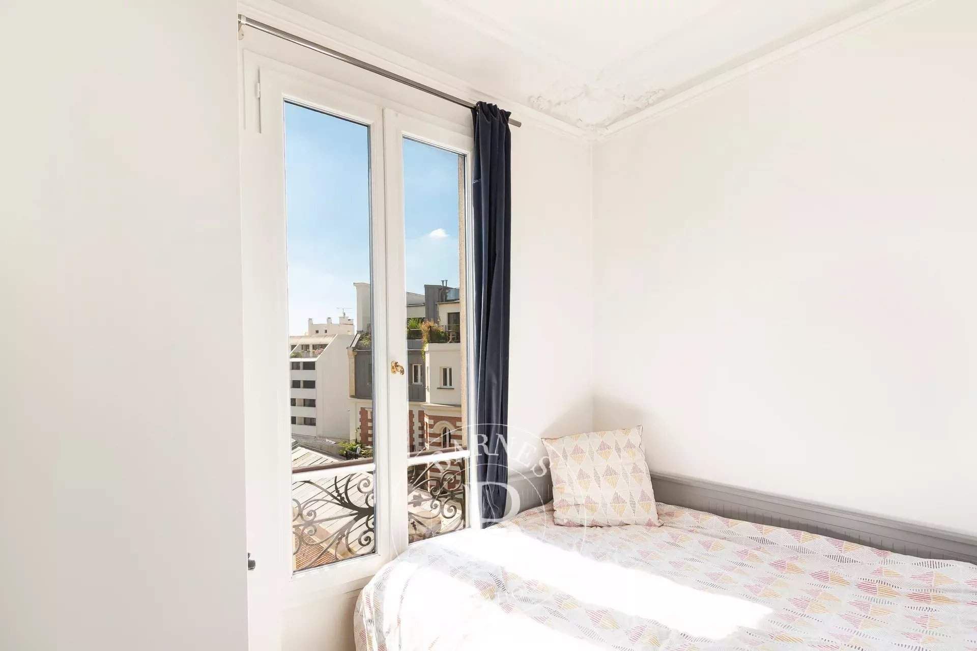 Paris  - Apartment 3 Bedrooms - picture 11