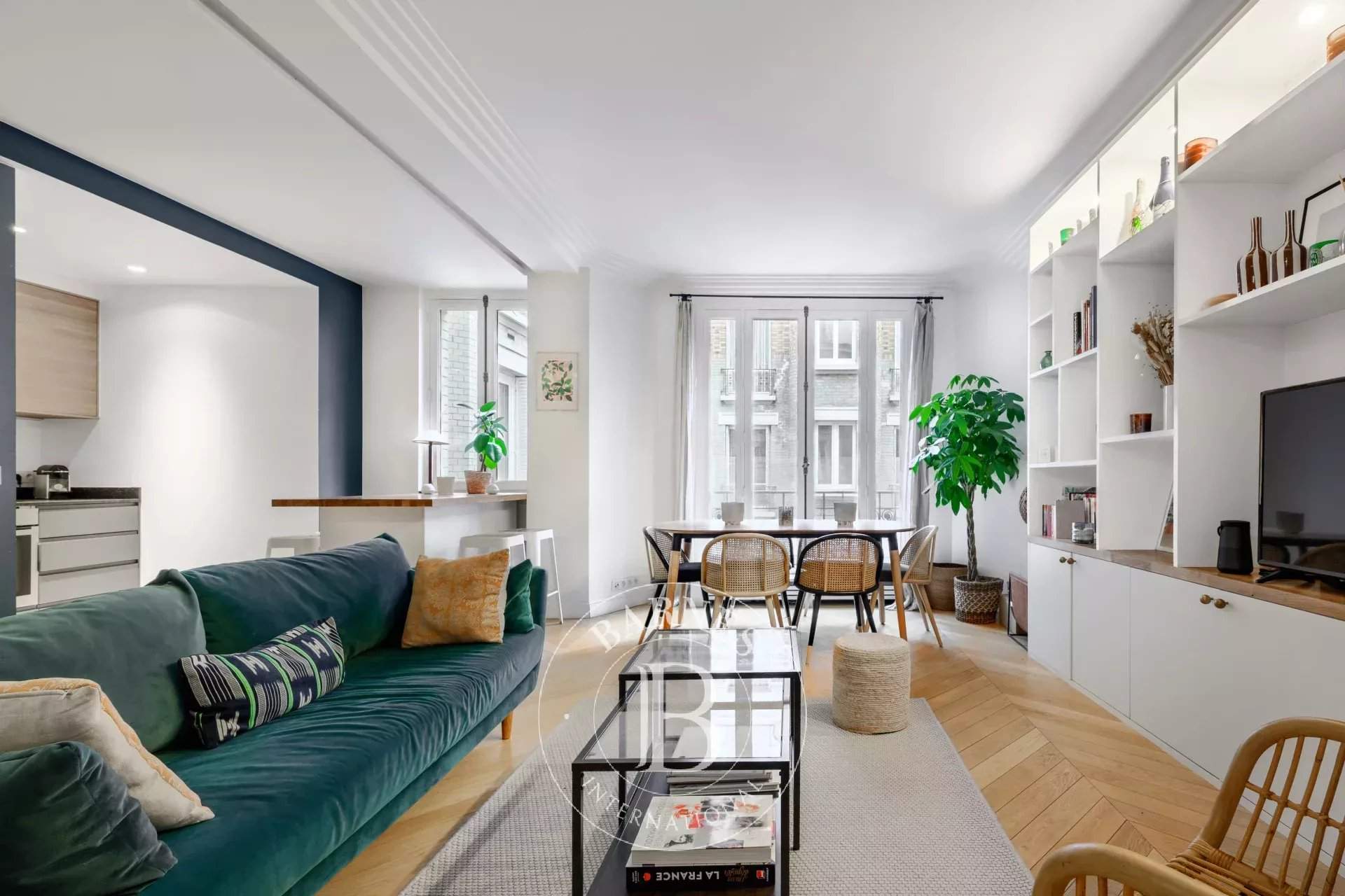 Paris  - Appartement 4 Pi&egrave;ces 3 Chambres - picture 4