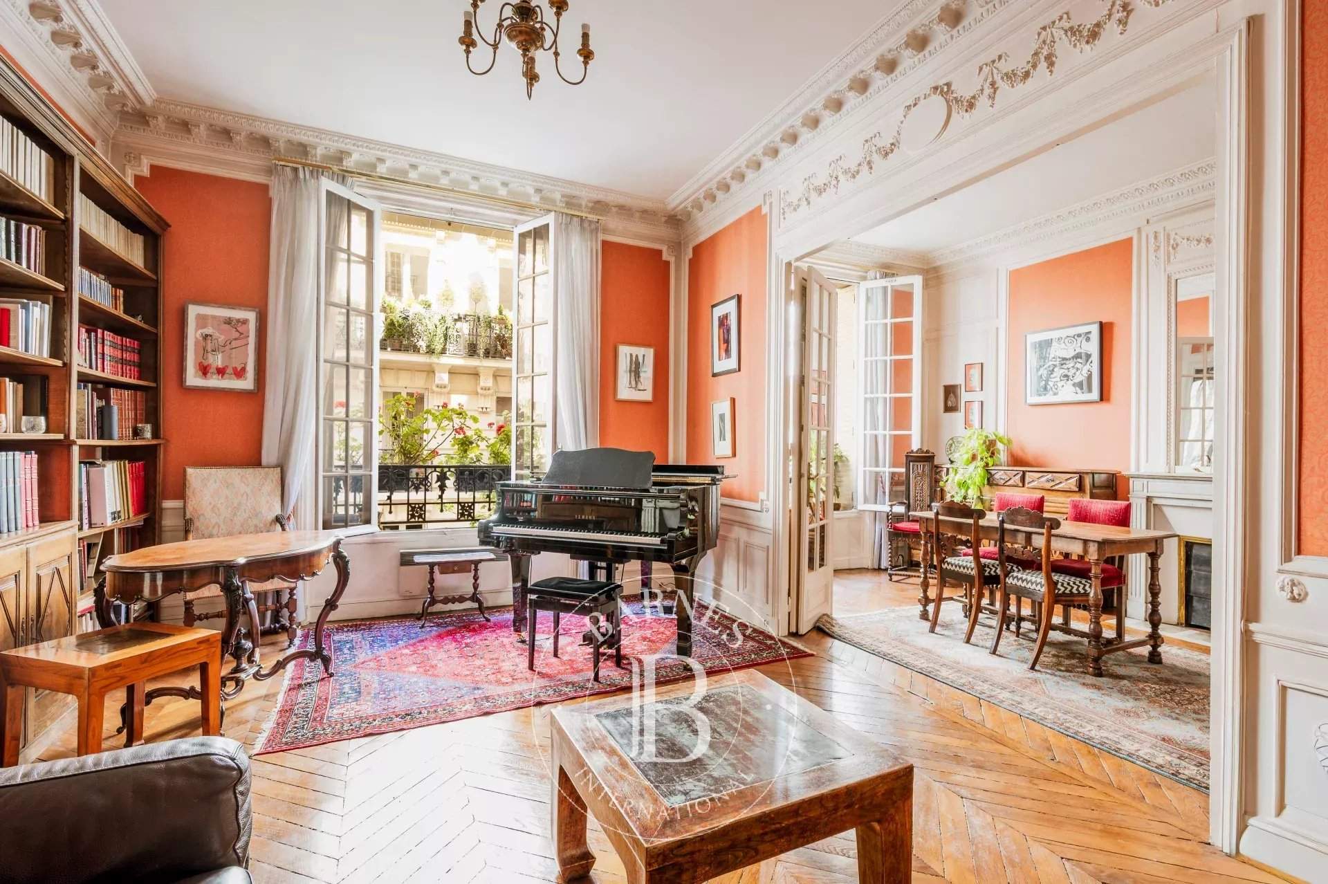 Paris  - Apartment 3 Bedrooms - picture 2