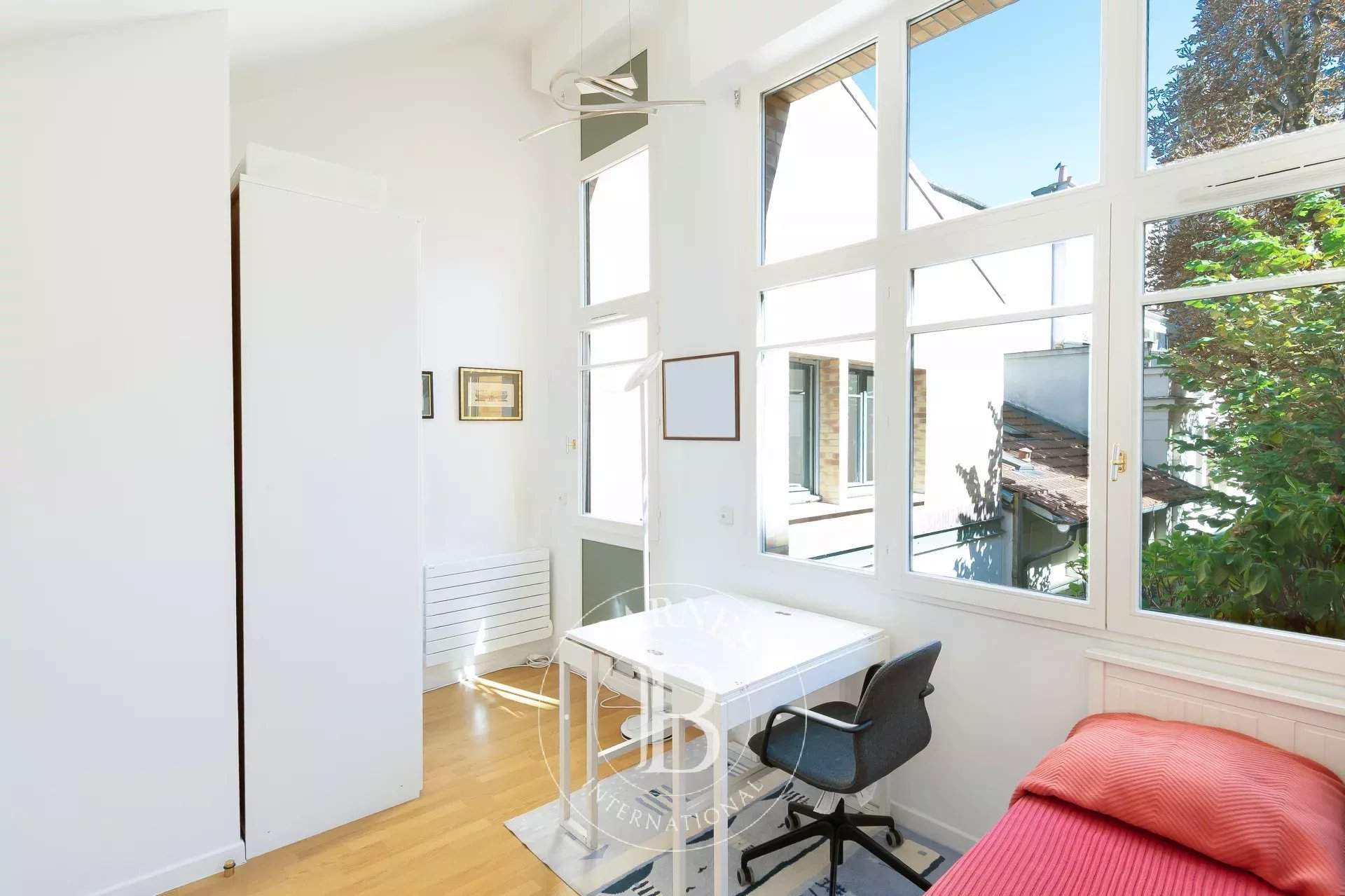 Paris  - Appartement 6 Pièces 4 Chambres - picture 10