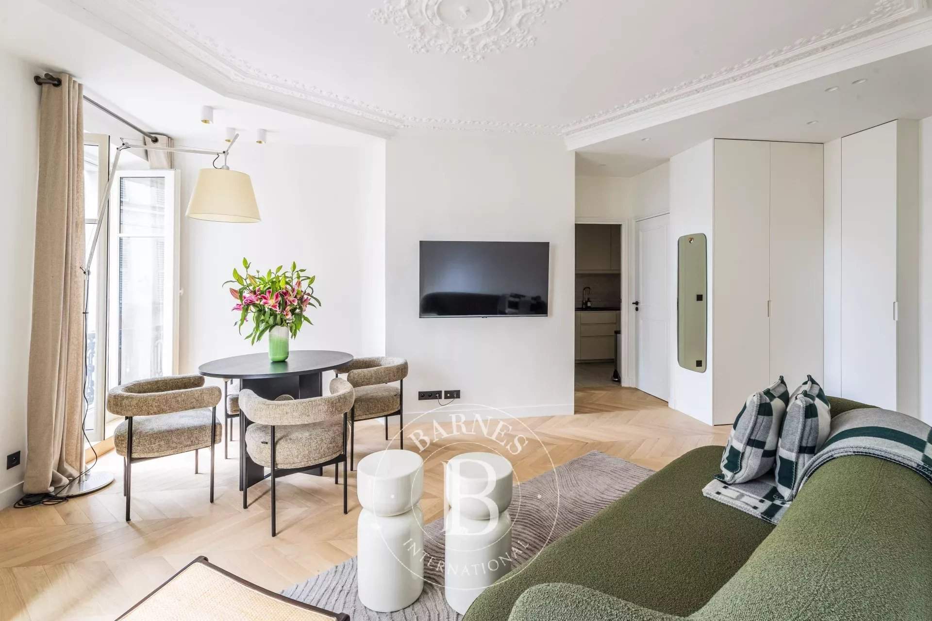 Paris  - Appartement 3 Pièces 2 Chambres - picture 2