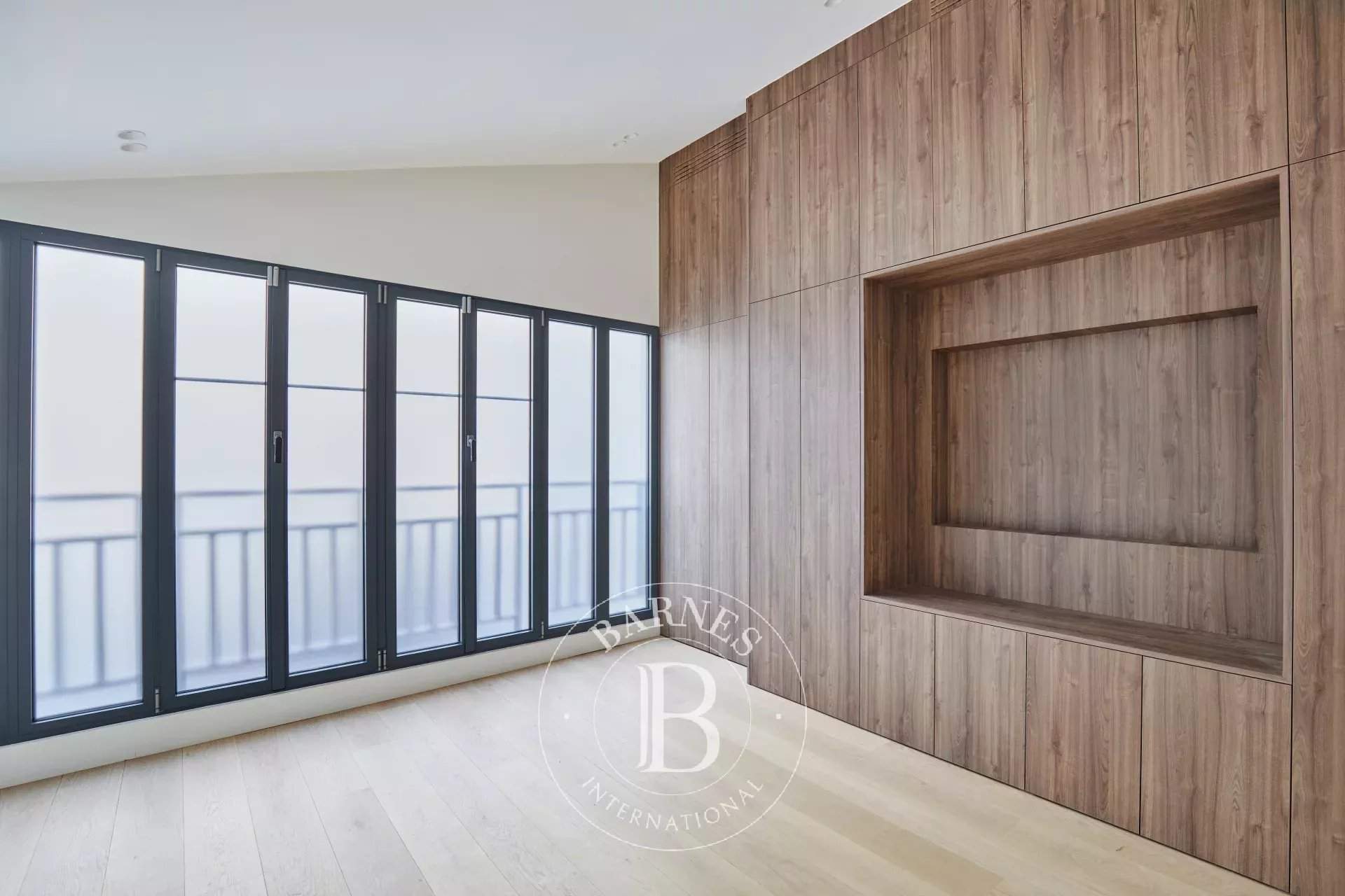 Paris  - Apartment 3 Bedrooms - picture 14