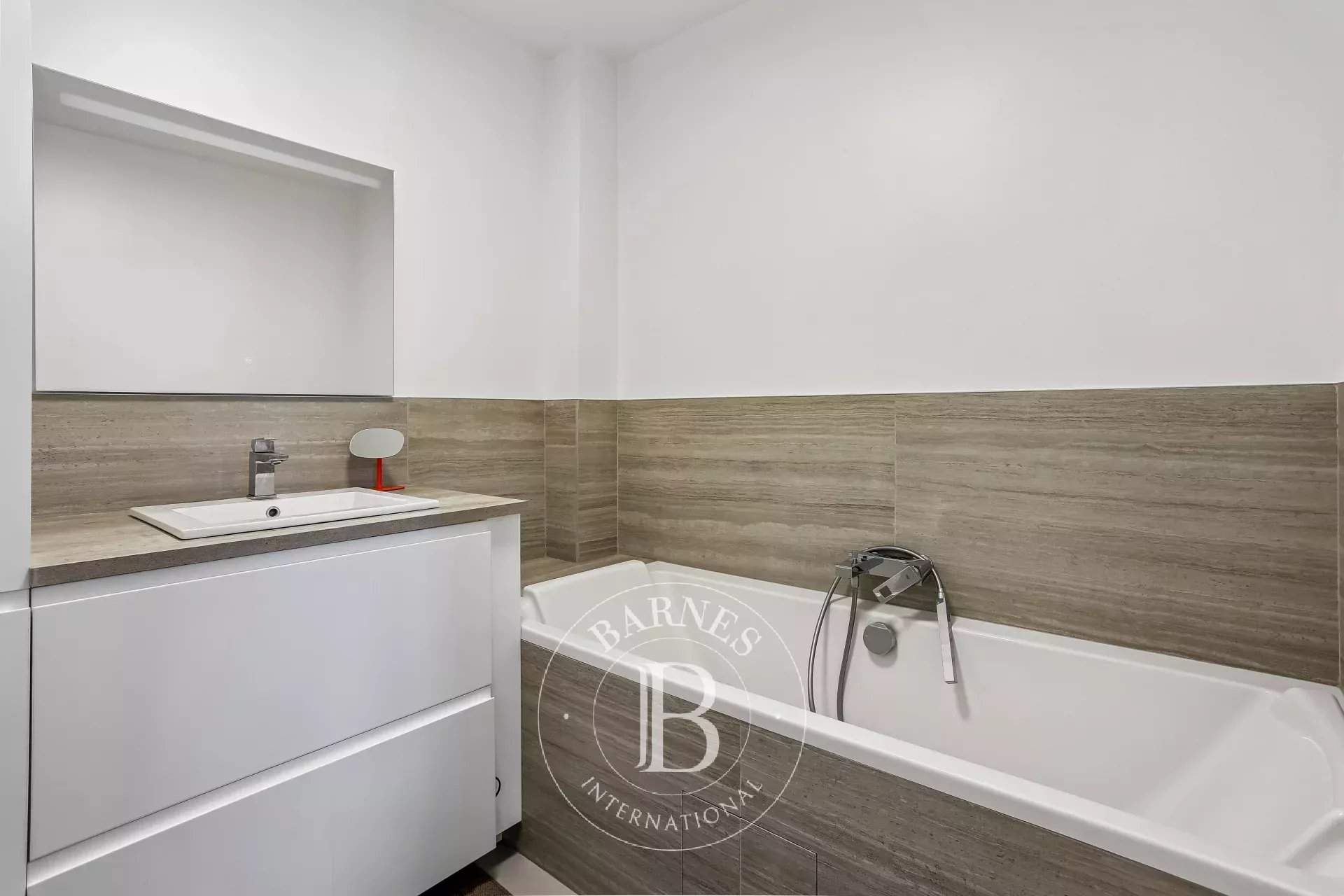 Paris  - Appartement 2 Pi&egrave;ces, 1 Chambre - picture 11