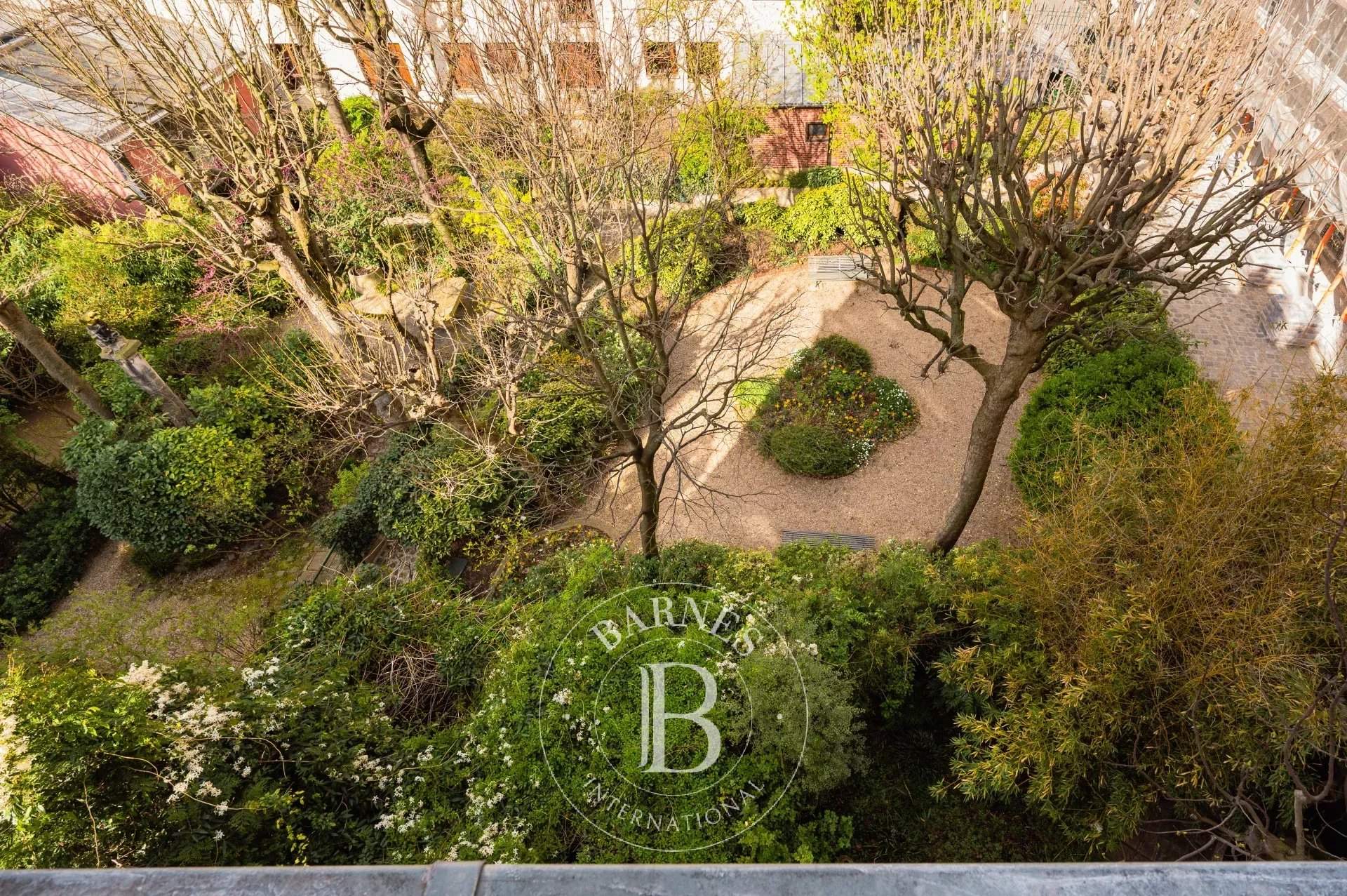 Paris  - Appartement 2 Pi&egrave;ces, 1 Chambre - picture 2